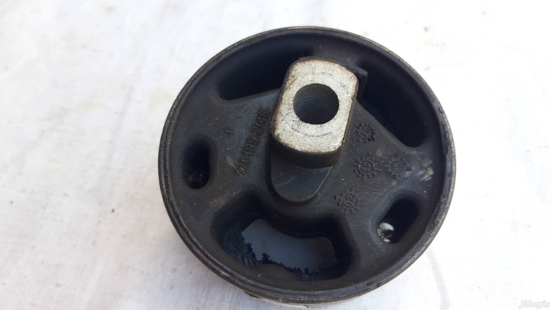 Volkswagen motortartó gumibak Golf,Jetta,Passat,Caddy hez 1996ig
