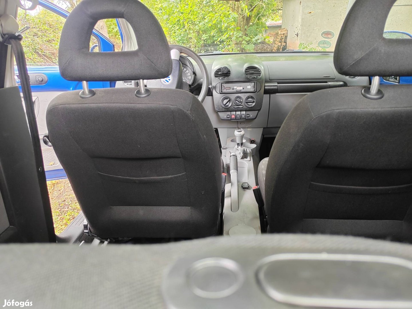 Volkswagen new Beetle 1.6 benzin alkatrészek eladók 