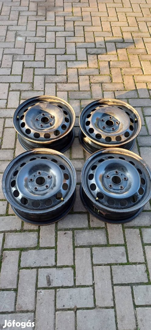 Volkswagen passat 5x112R16 lemezfelni