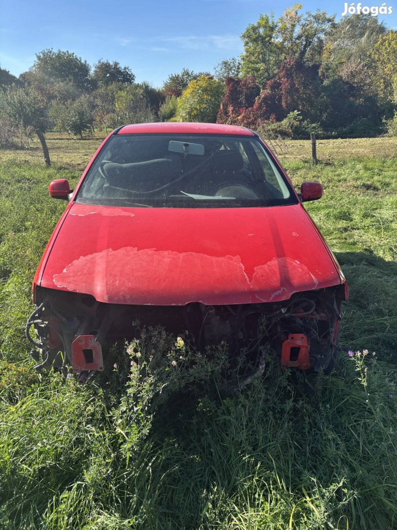 Volkswagen polo alkatrészek 