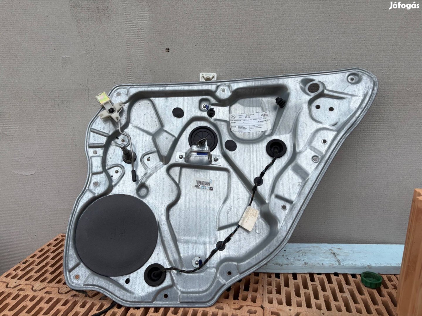 Volkswagen polo bal hátsó ablakemelő szerkezet