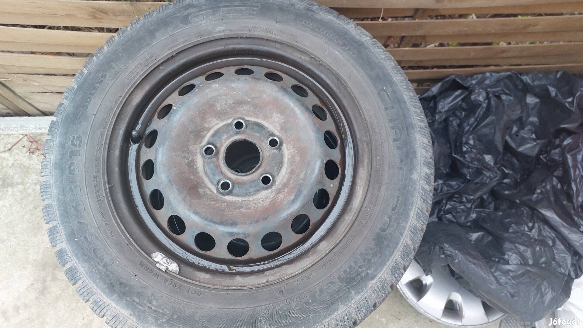 Volkswagen téli kerékgarnitúra 5x112 r15  195/65 téli gumikkal