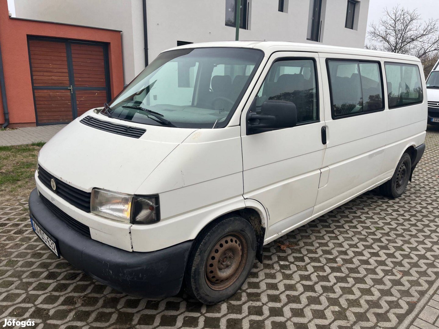 Volkswagen tranporter T4 9 személyes