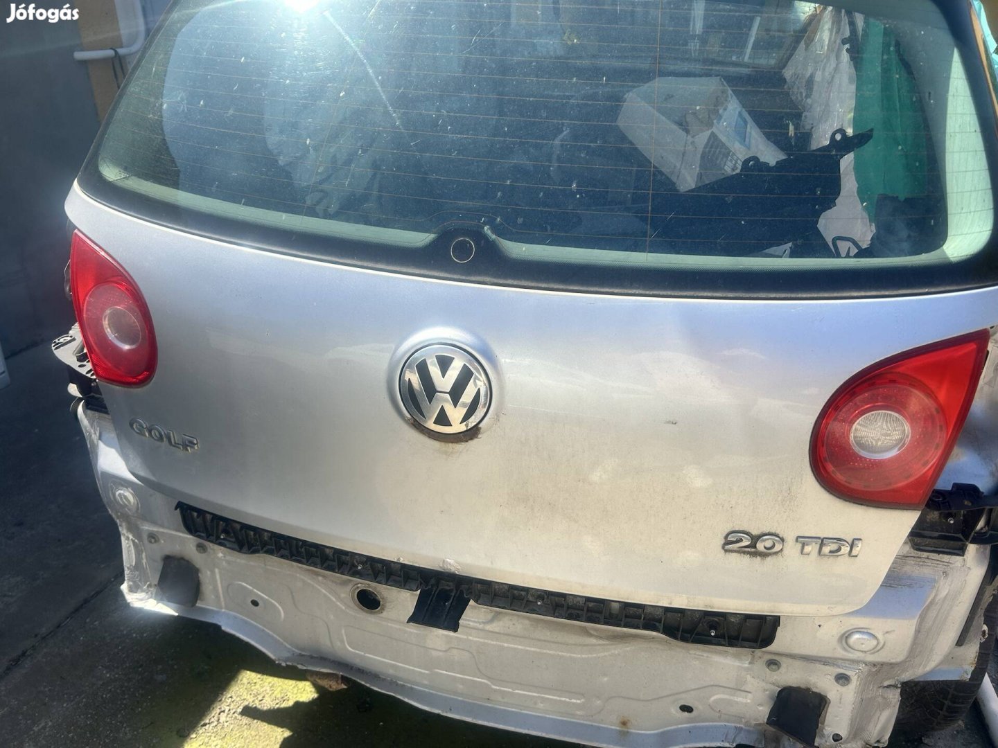 Volskwagen Golf 5 Csomagterajto 