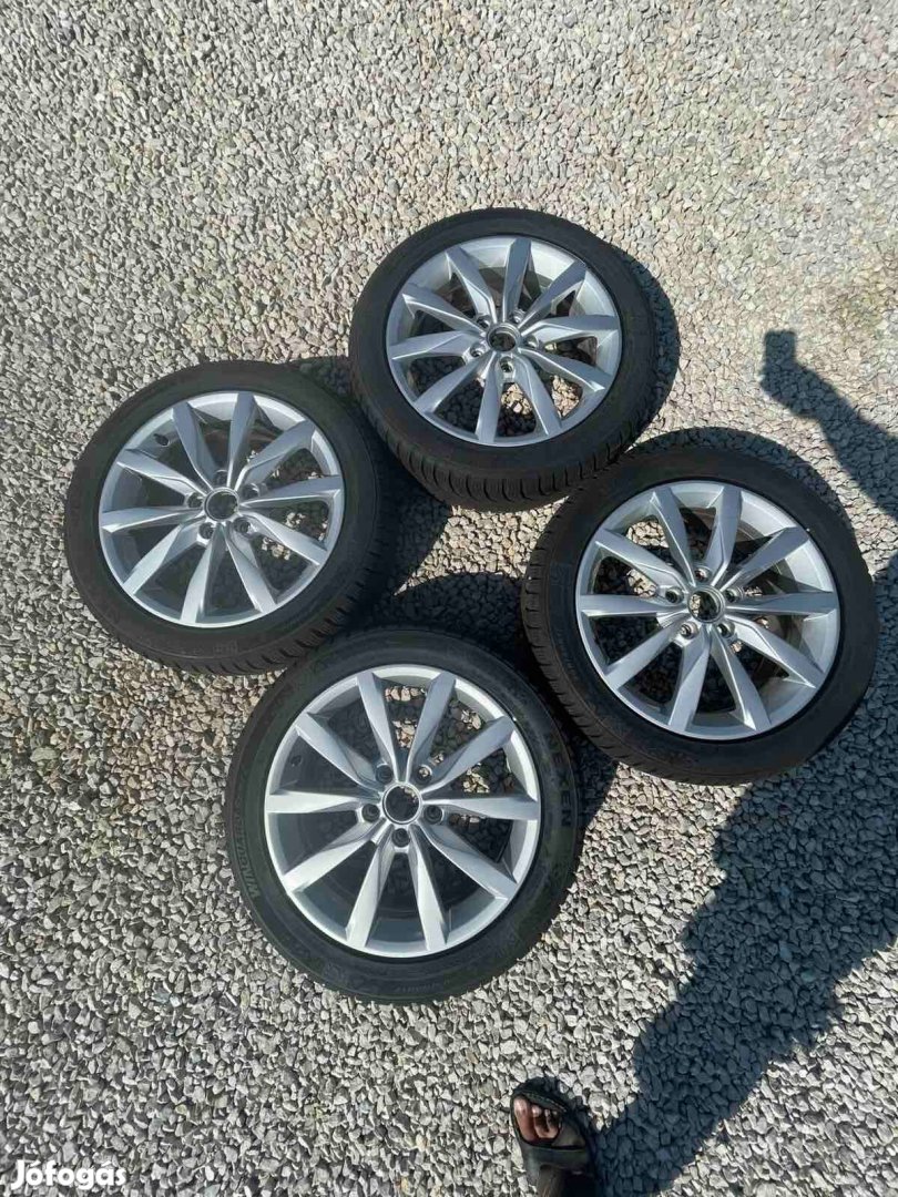 Volskwagen Golf 7 Alukerék 205/50R17 6Jx17 H2 ET48