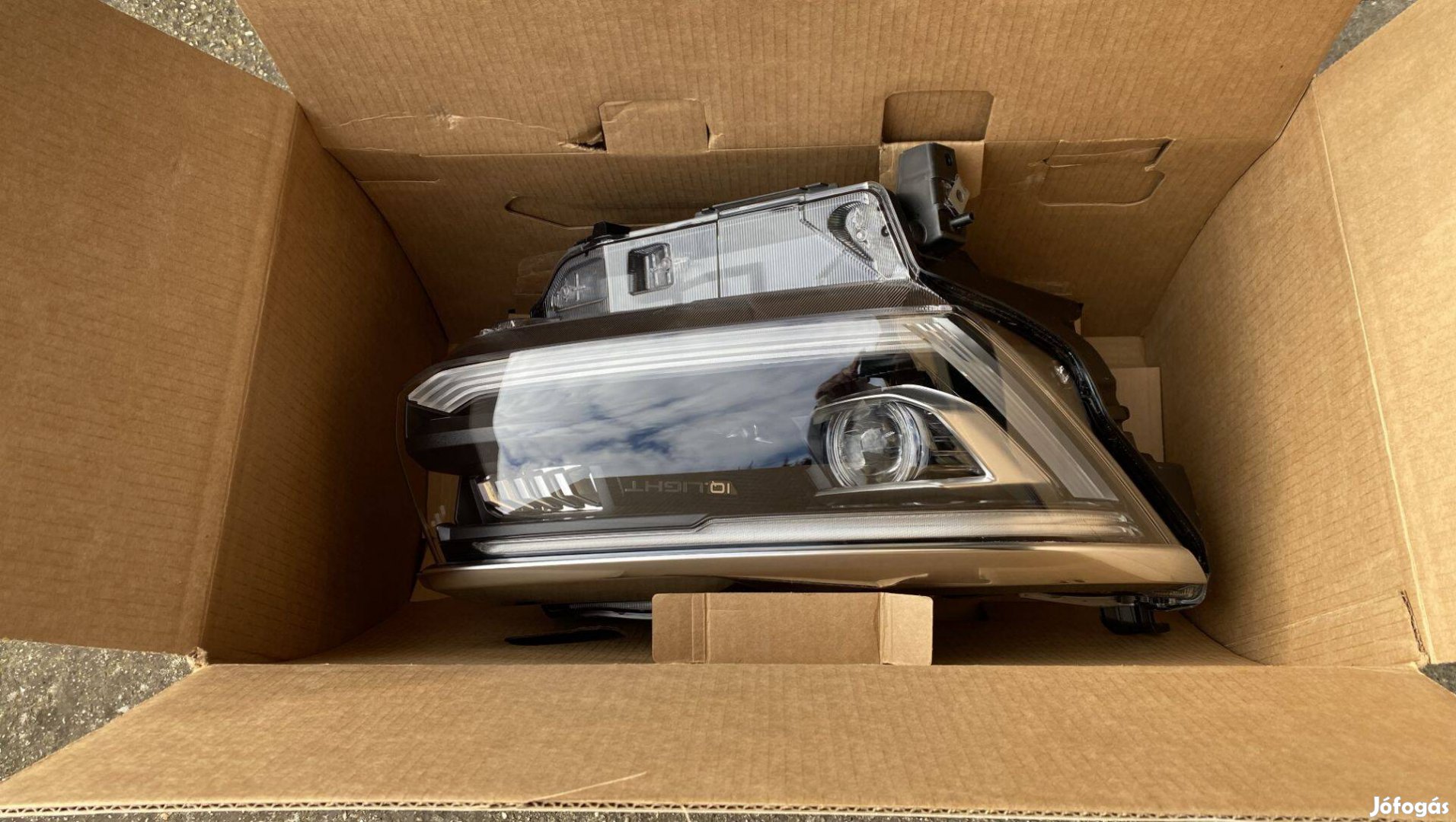 Volswagen Amarok Led,jobb oldali fényszóró