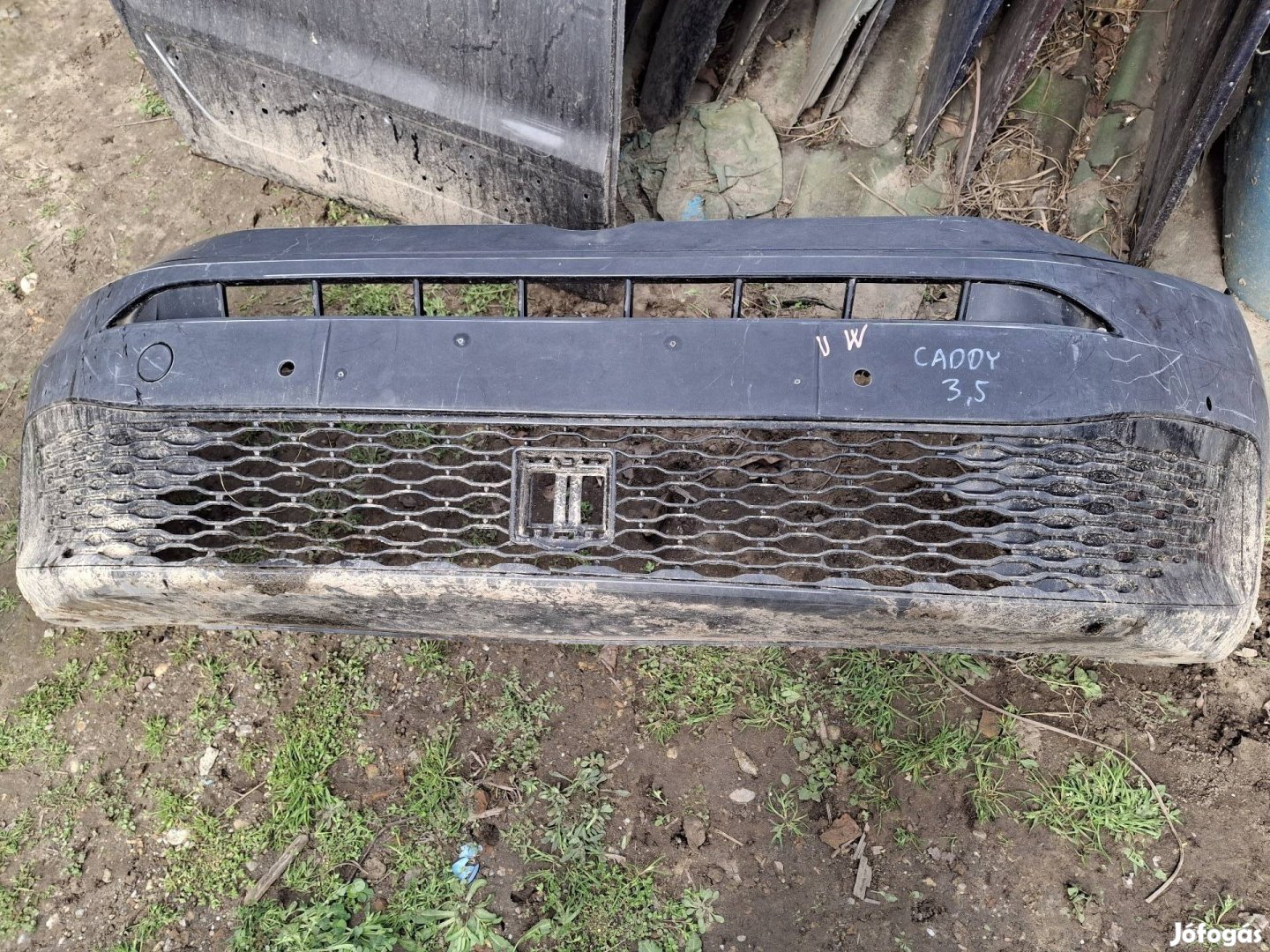 Volswagen Caddy 3,5 első lökhárító 