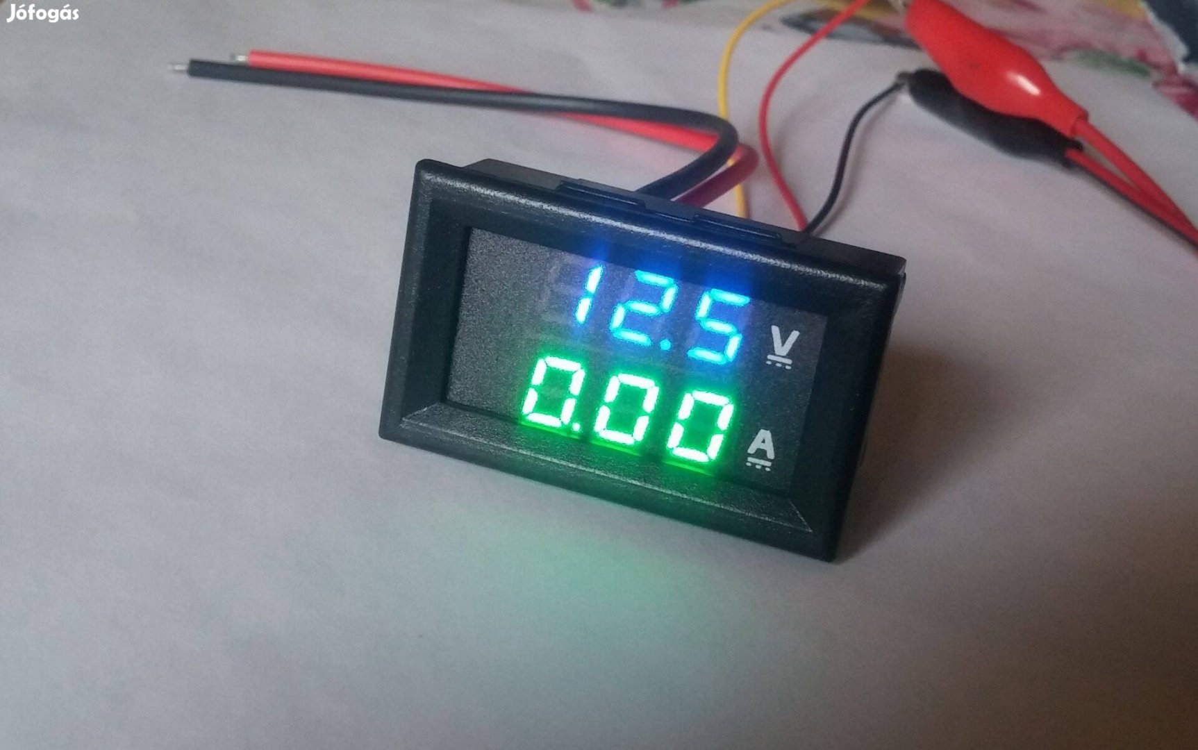 Volt és Amper mérő DC 100 V 10 Amper