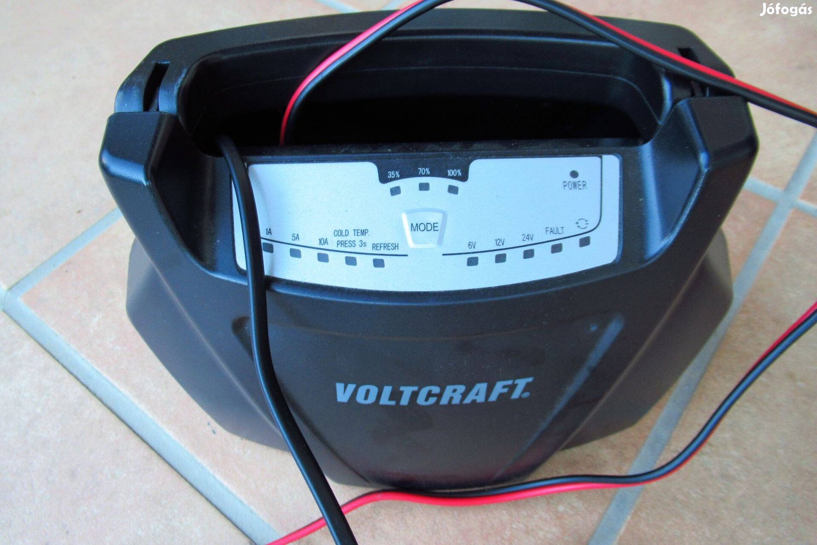 Voltcraft BC-10 Akkumulátor Töltő