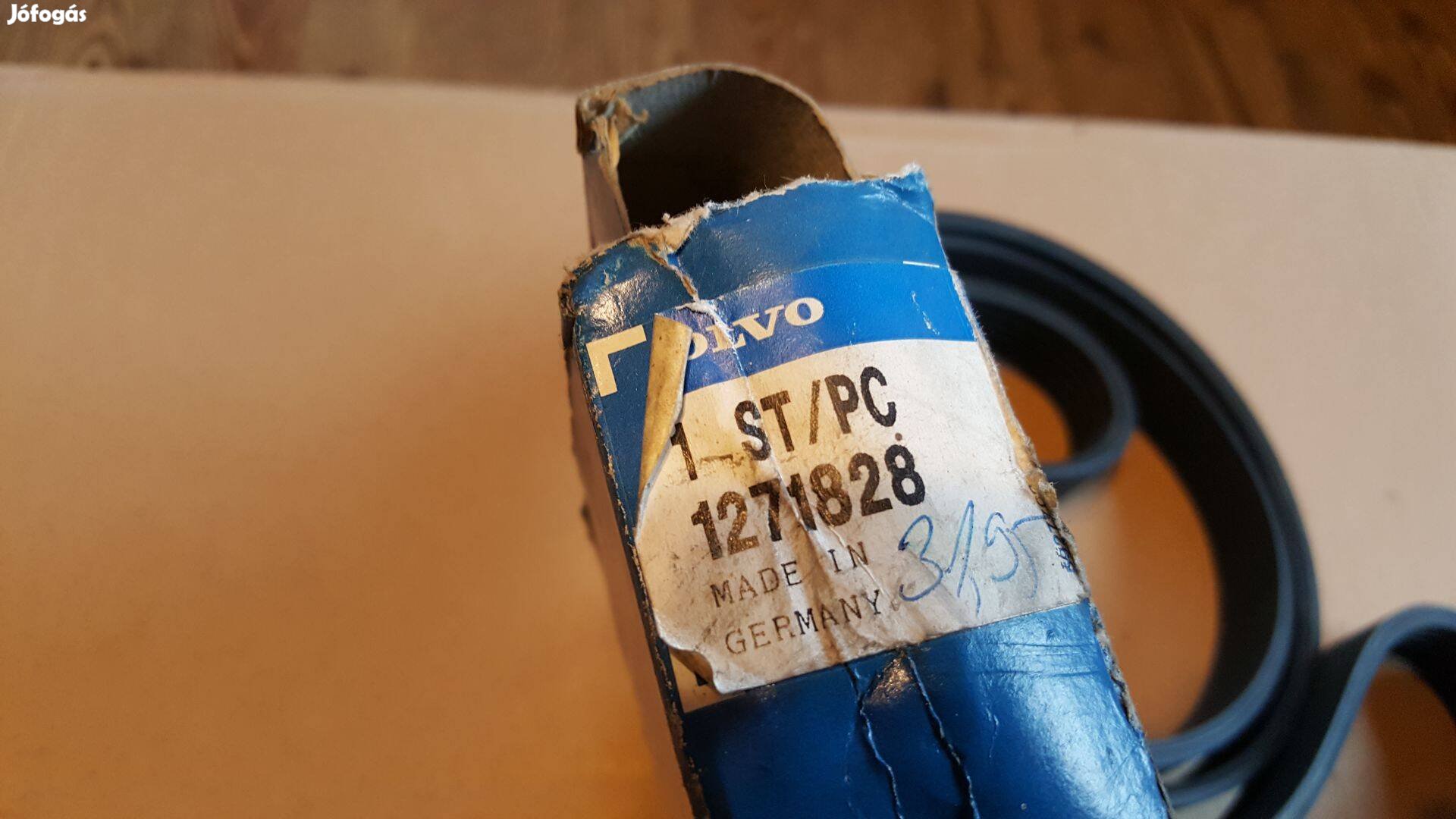 Volvo 1257237 240 740 760 940 960 dízel adagolószíj