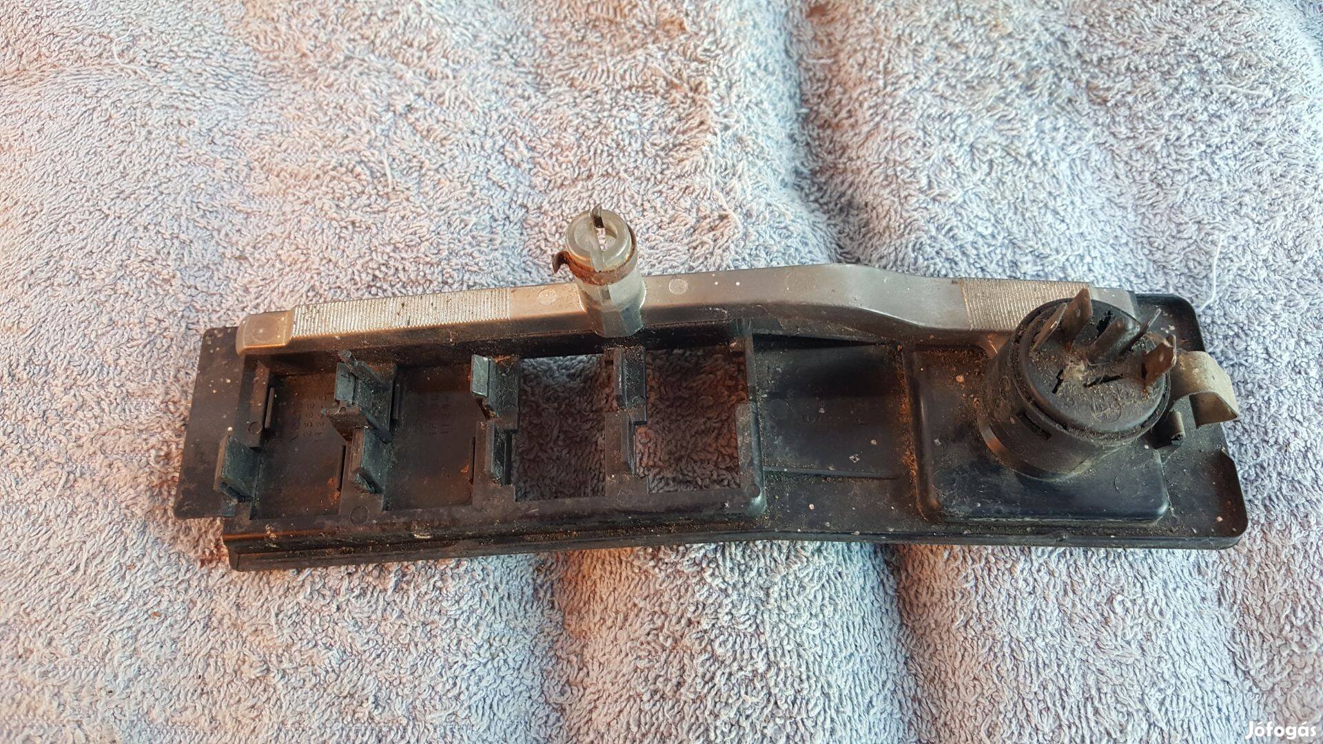 Volvo 1258841 740 760 műszerfal kapcsolókeret világításkacsolóval