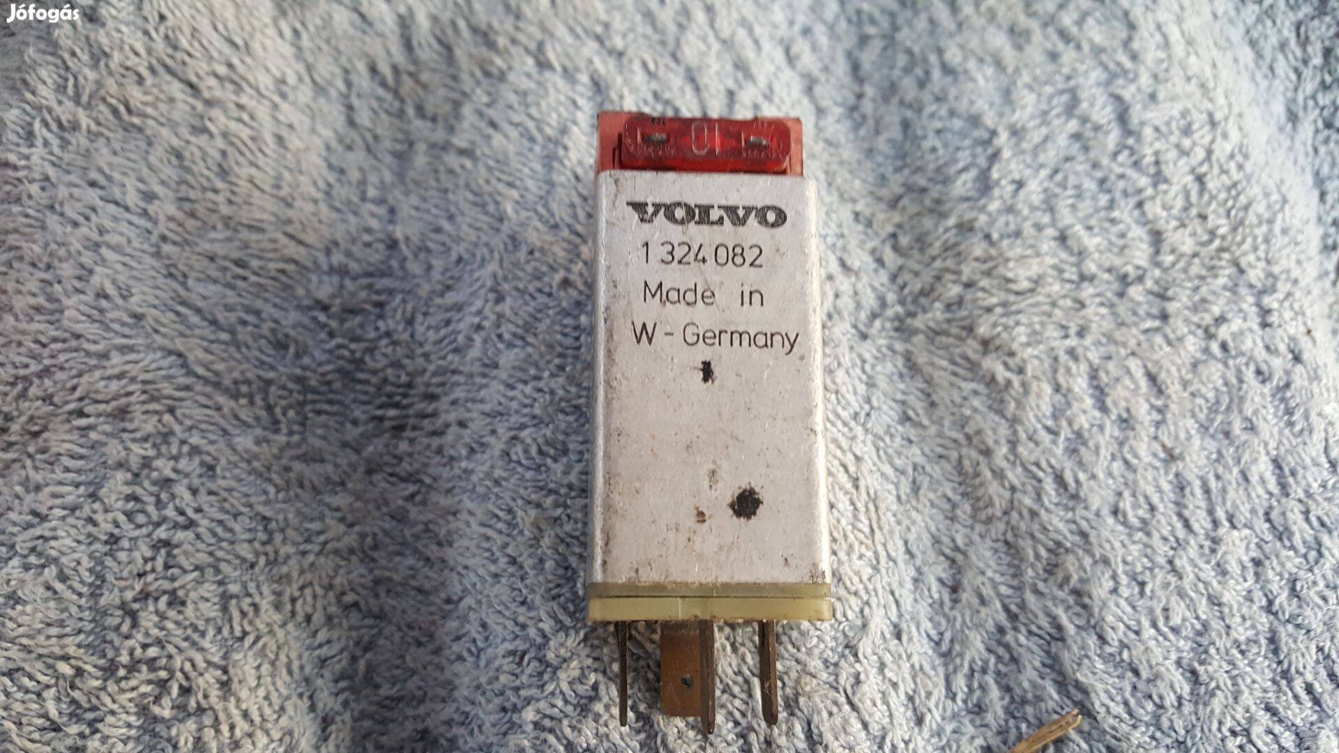 Volvo 1324082 740 760 ABS relé