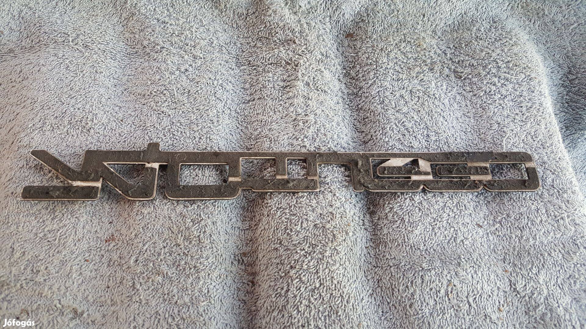 Volvo 1369009 740 Turbo felirat