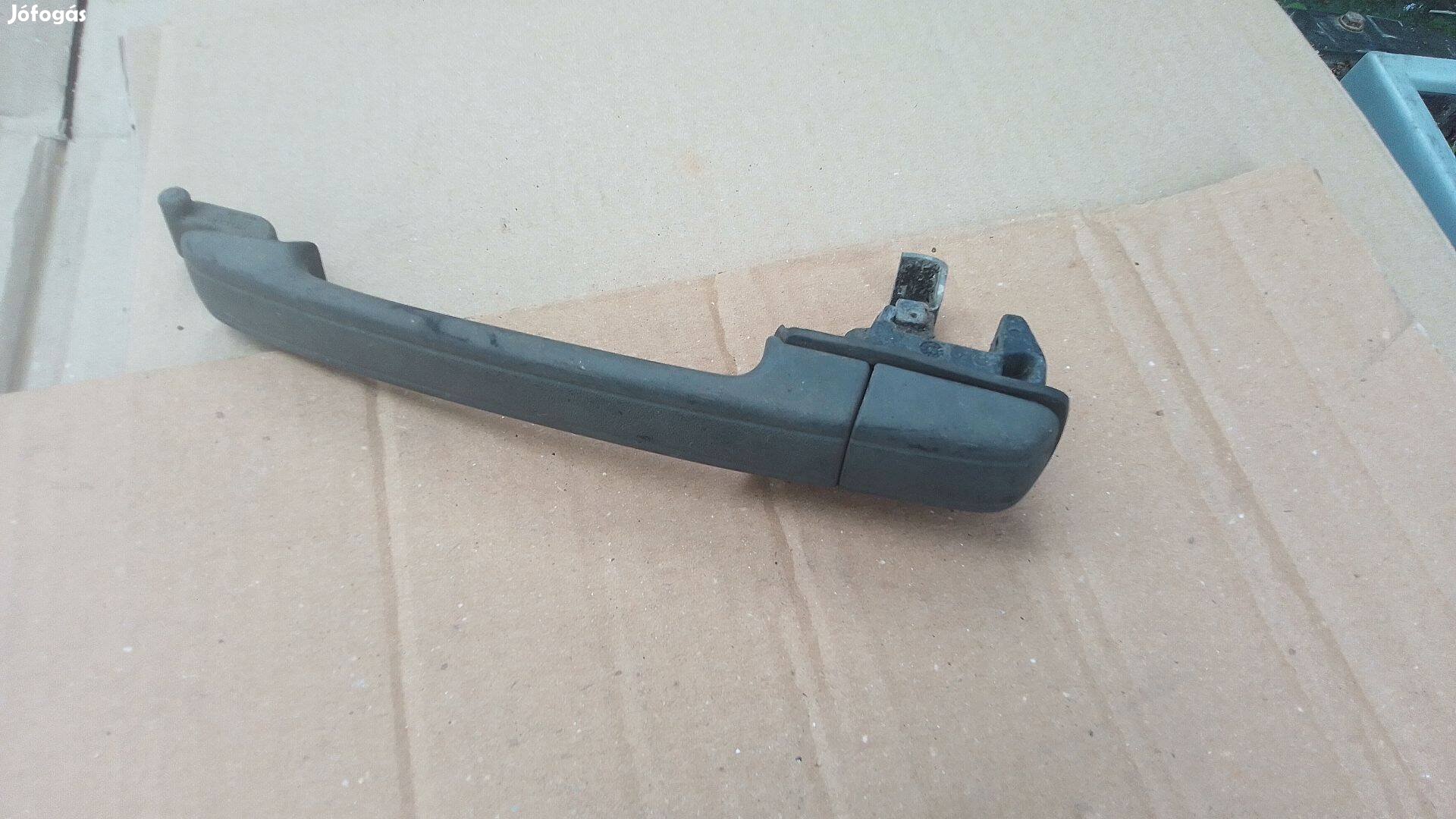 Volvo 1372639 850 bal-jobb hátsó ajtó kilincs