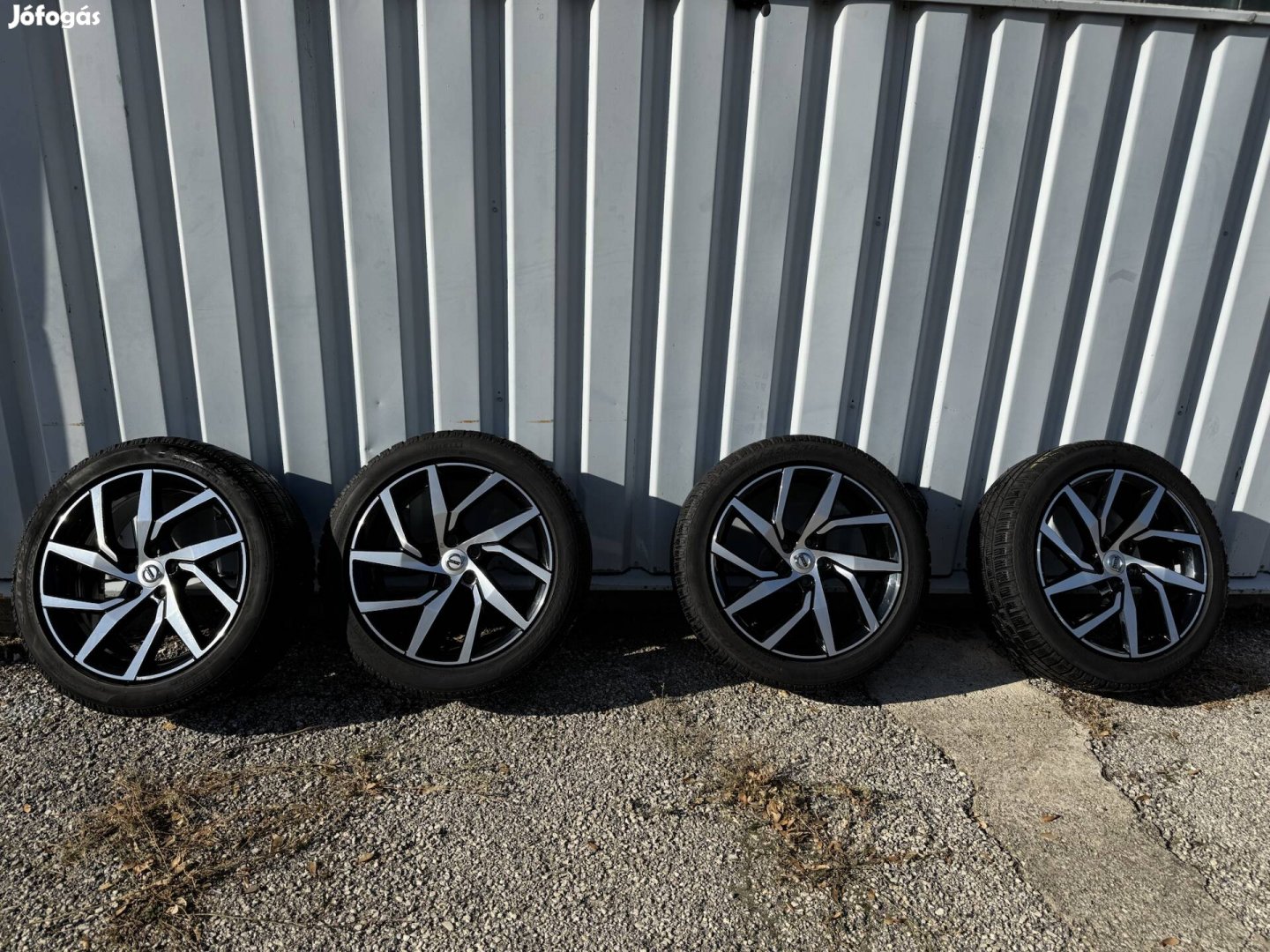 Volvo 18" 5x108 alufelni s60,v60,v90 R-Designe 2020