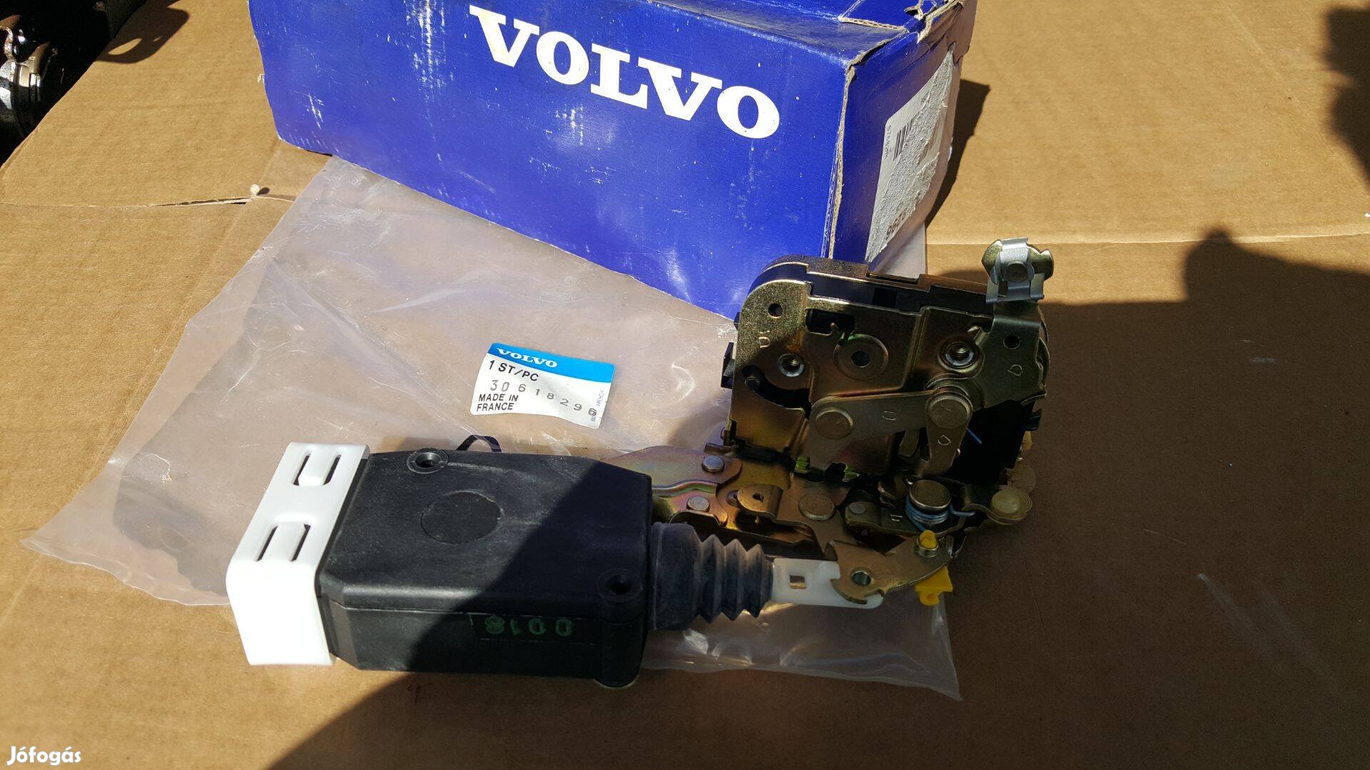 Volvo 30618296 30899744 S40 V40 jobb hátsó ajtózár