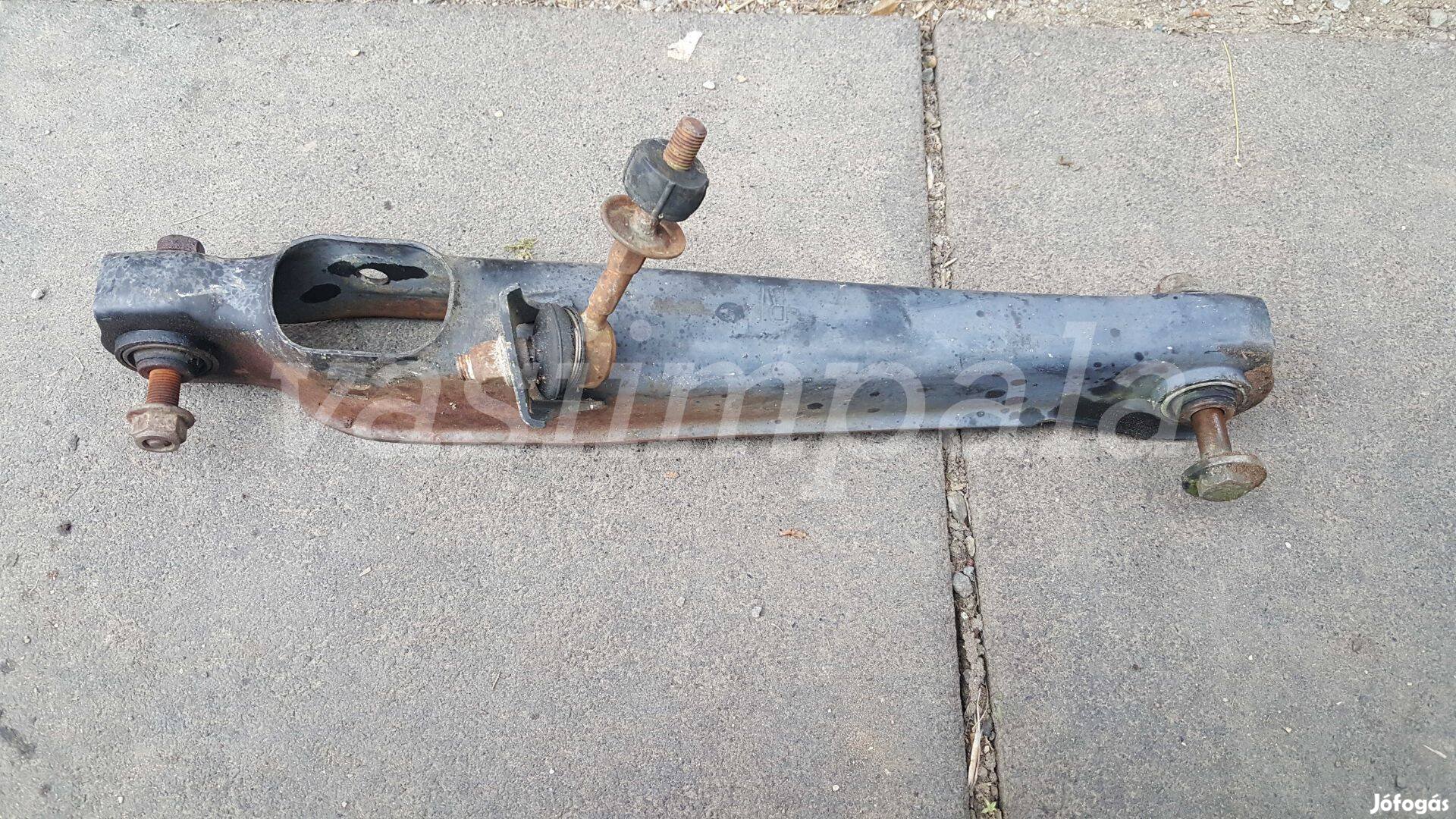 Volvo 30620844 S40 V40 jobb hátsó keresztlengőkar