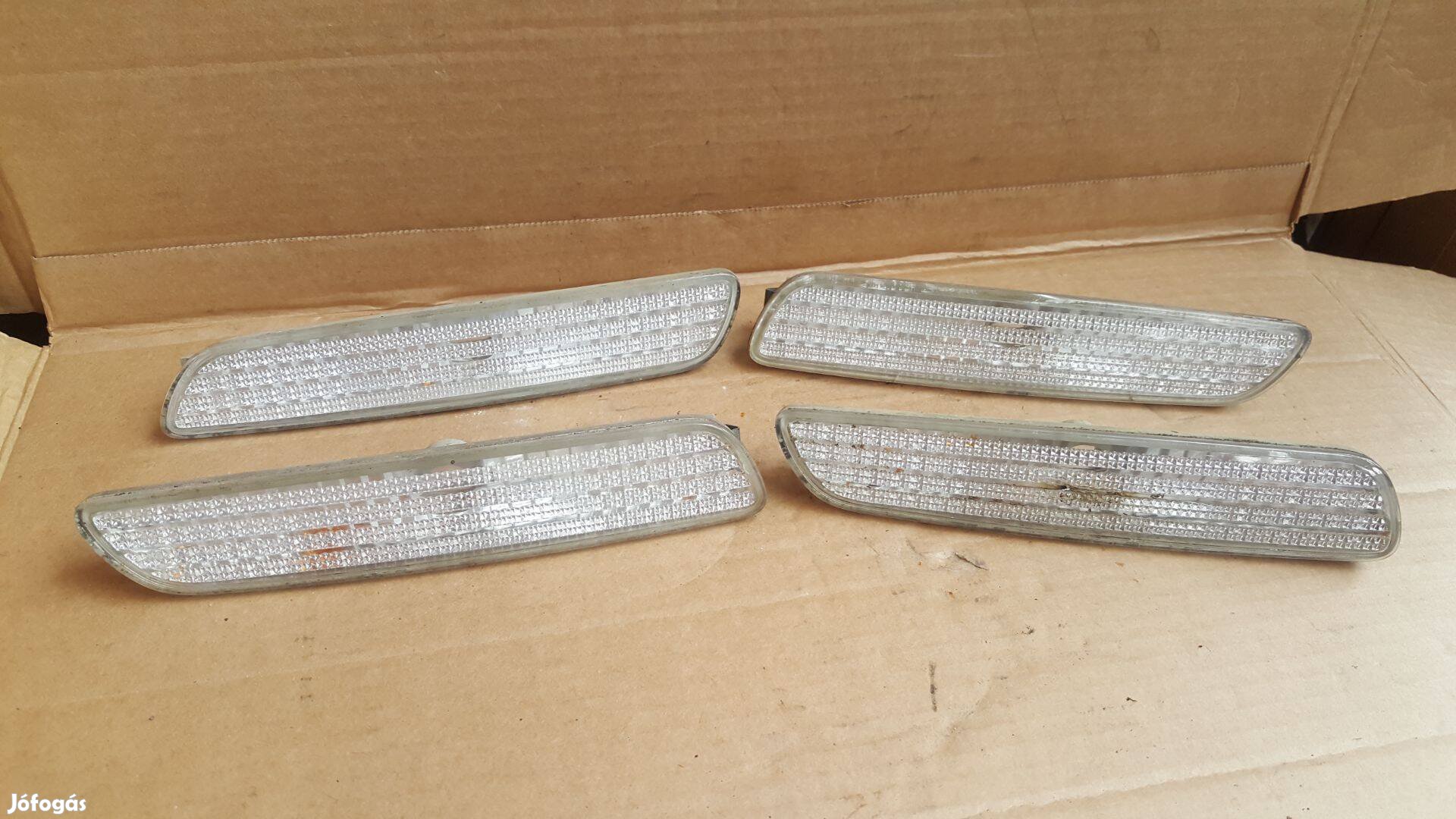 Volvo 30652044 30652045 30652046 30652047 S40 V40 szélességjelző