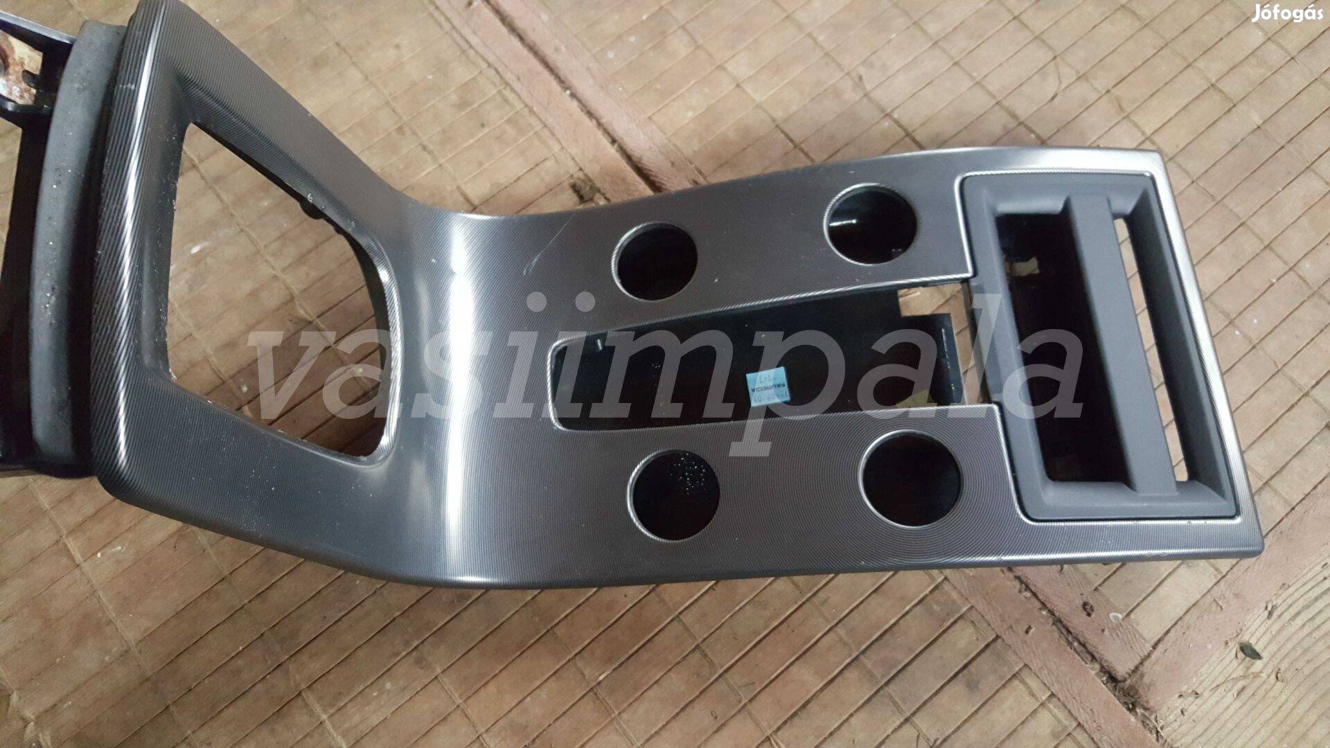 Volvo 30695709 S40 V50 C30 C70 lengőbox burkolat