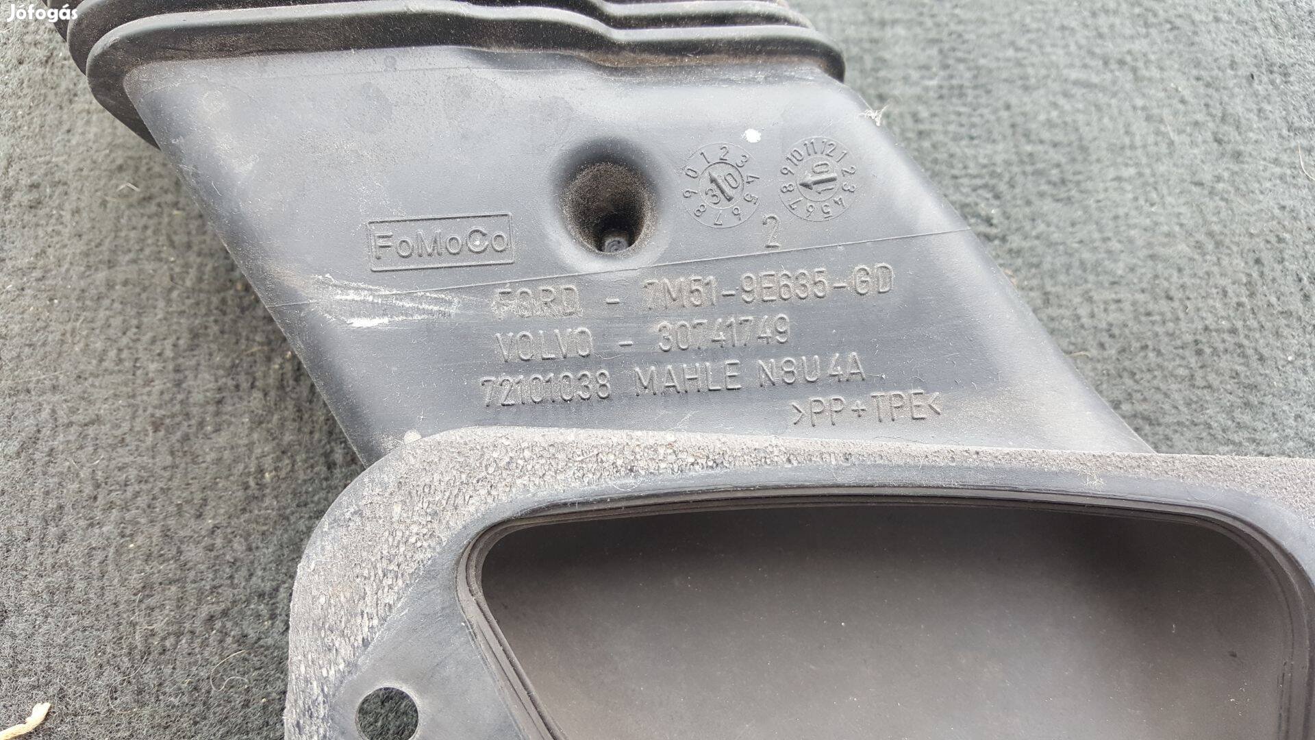 Volvo 30741749 S40 V50 C30 C70 szívócső
