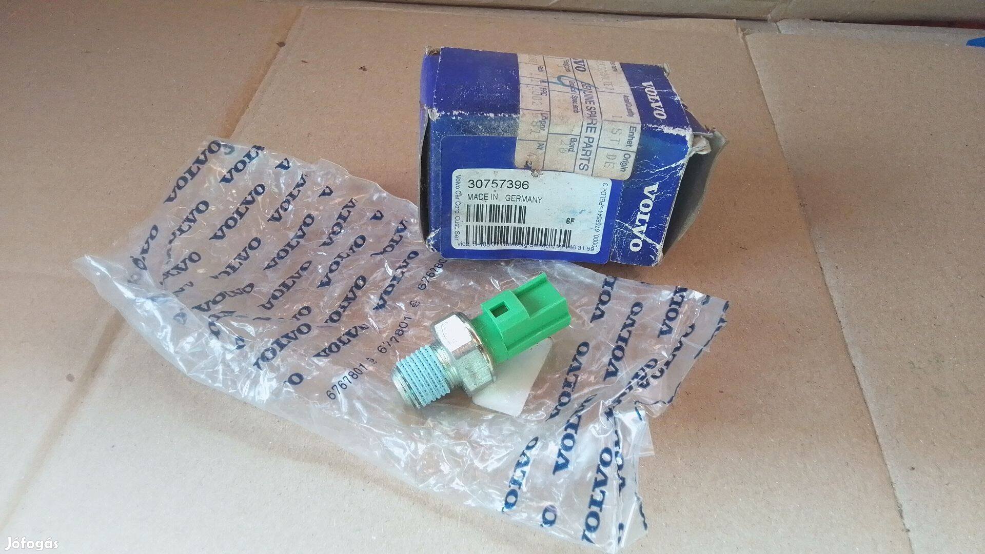 Volvo 30757396 32382979 S40 V50 C30 C70 stb olajgomba