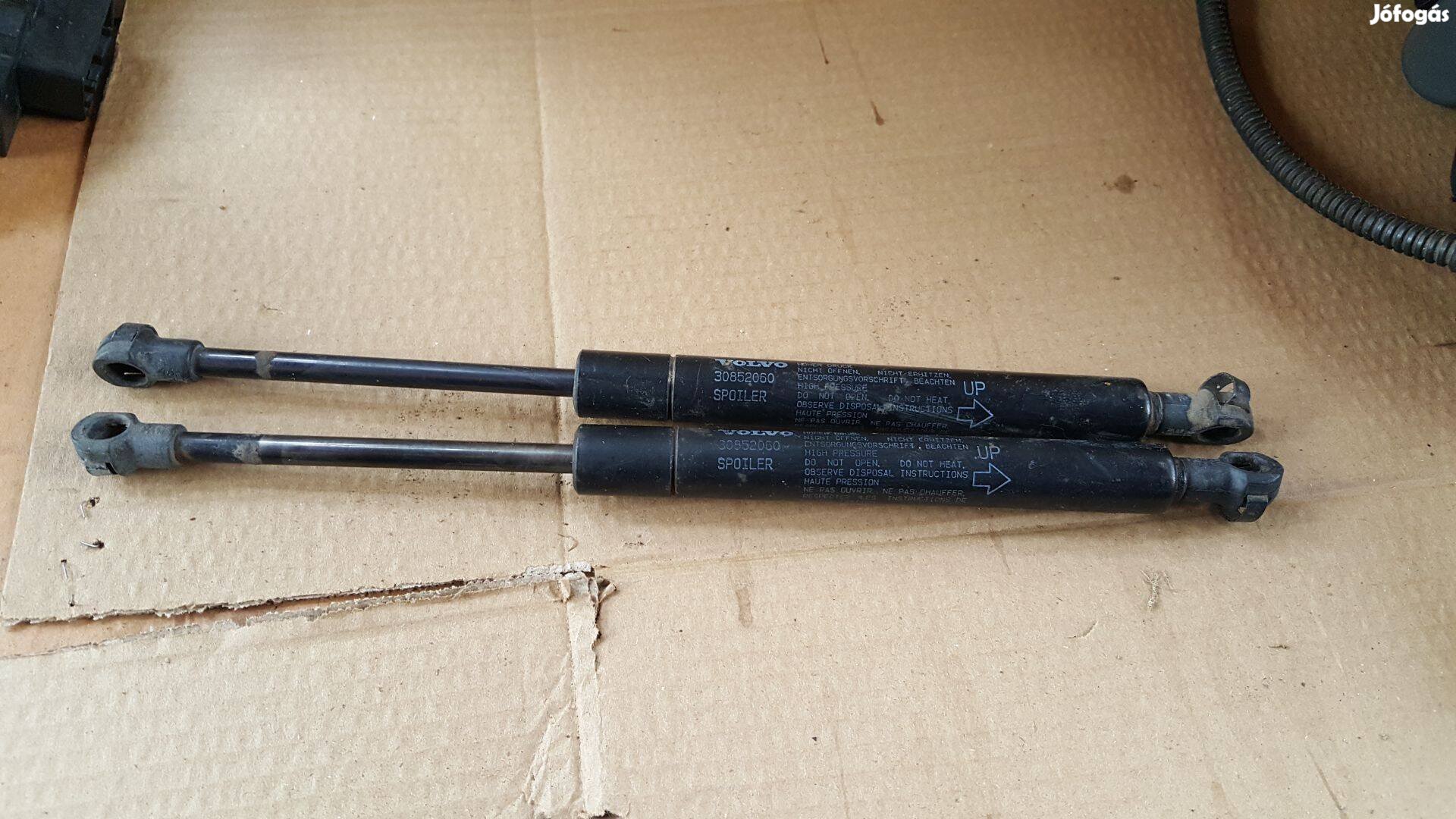 Volvo 30852060 S40 csomagtérteleszkóp
