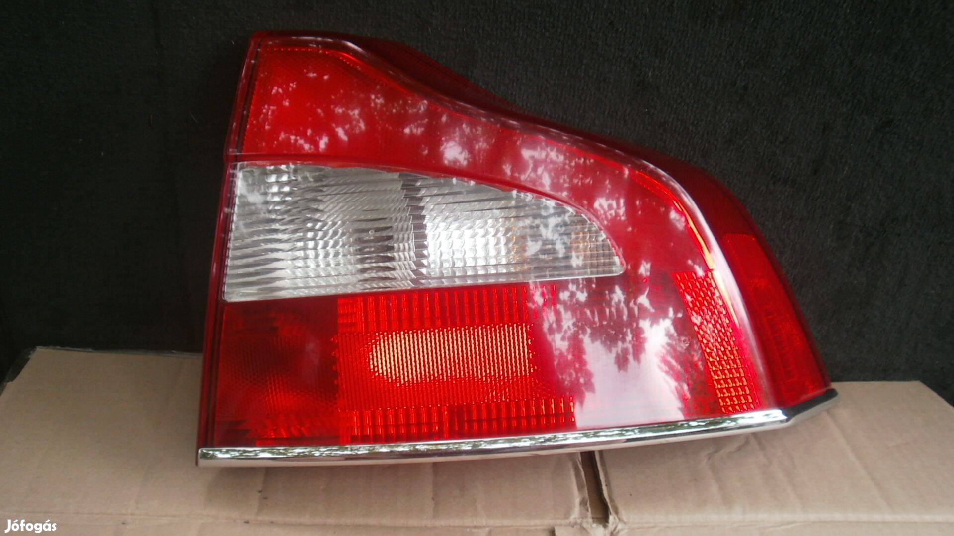 Volvo 31213380 S80 jobb hátsó lámpa