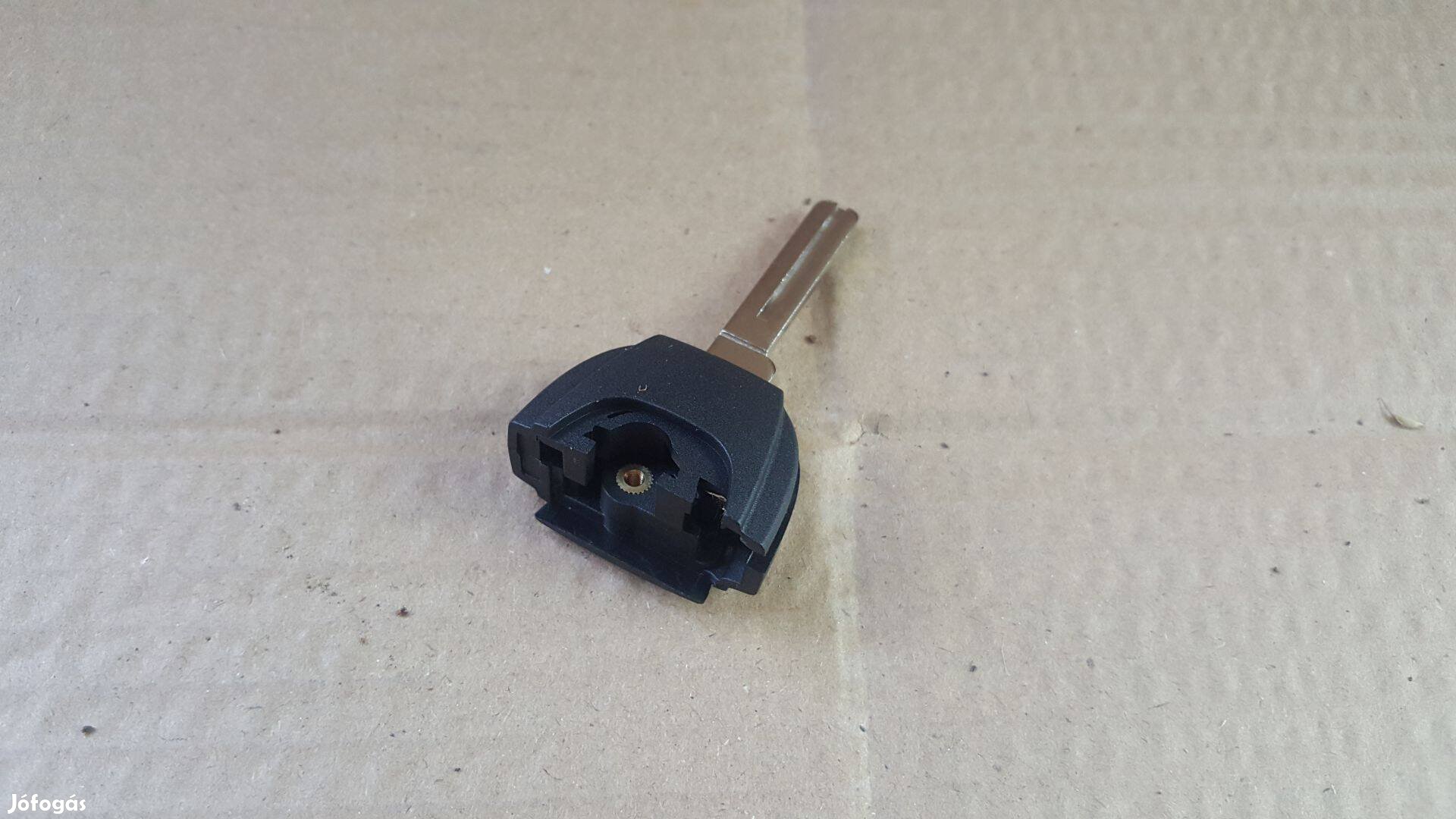 Volvo 31253452 S60 S80 V70 XC70 XC90 nyerskulcs
