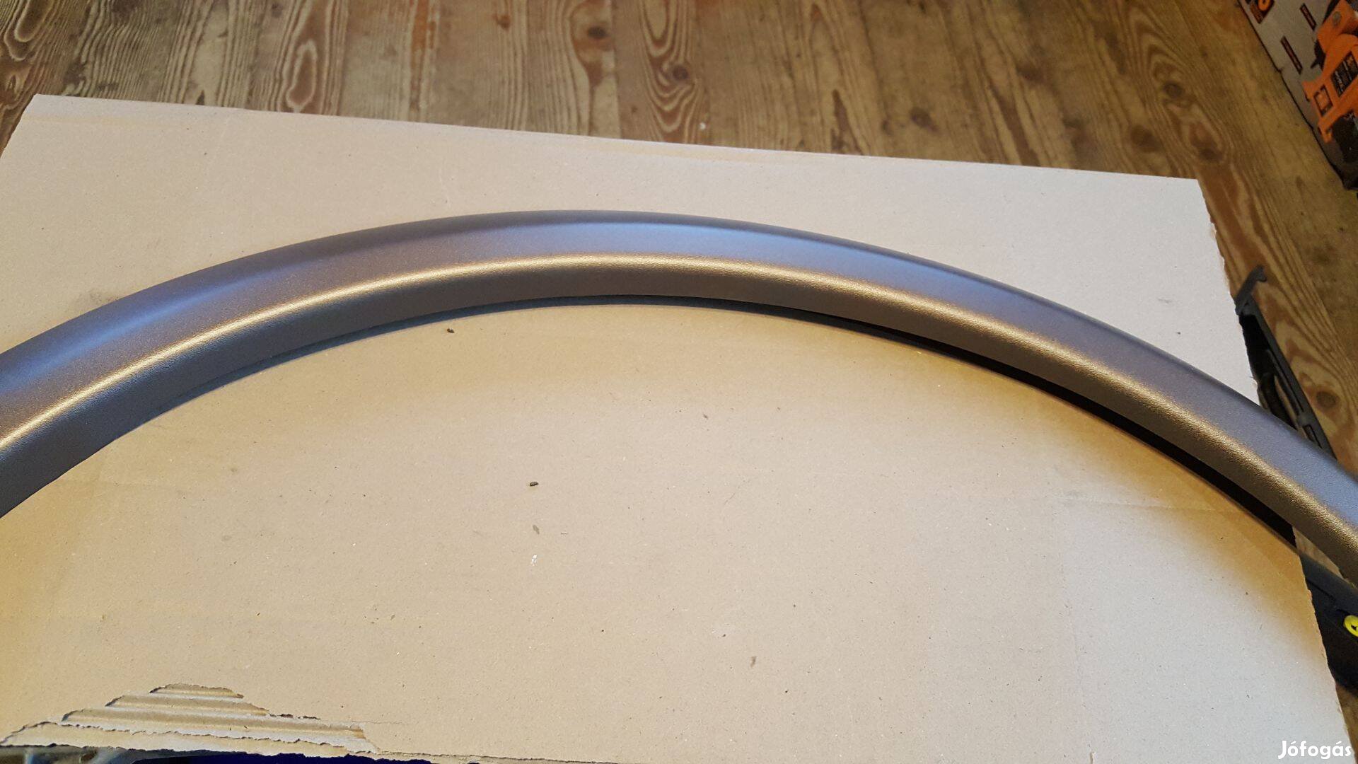 Volvo 31299932 C30 bal hátsó kerékjáratiív