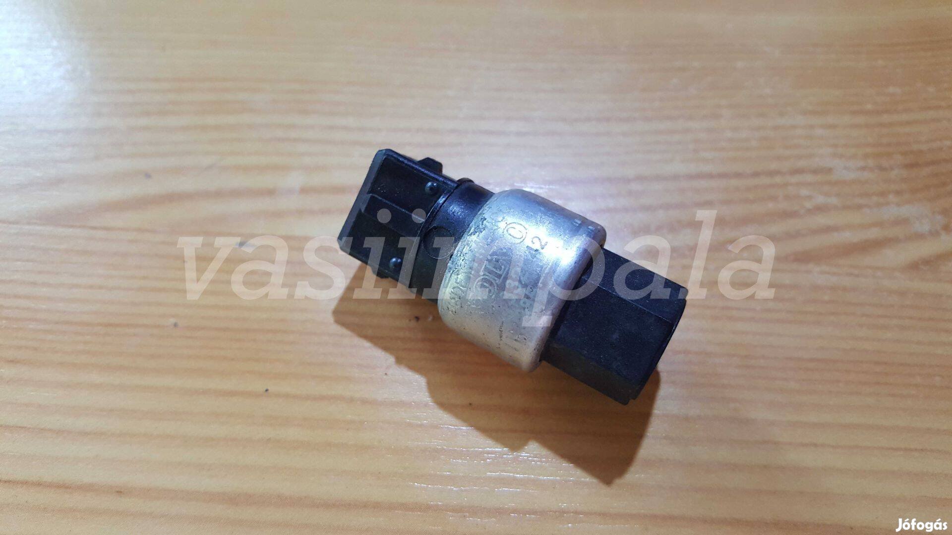 Volvo 31332642 S40 V50 C30 C70 klíma alacsony nyomás érzékelő