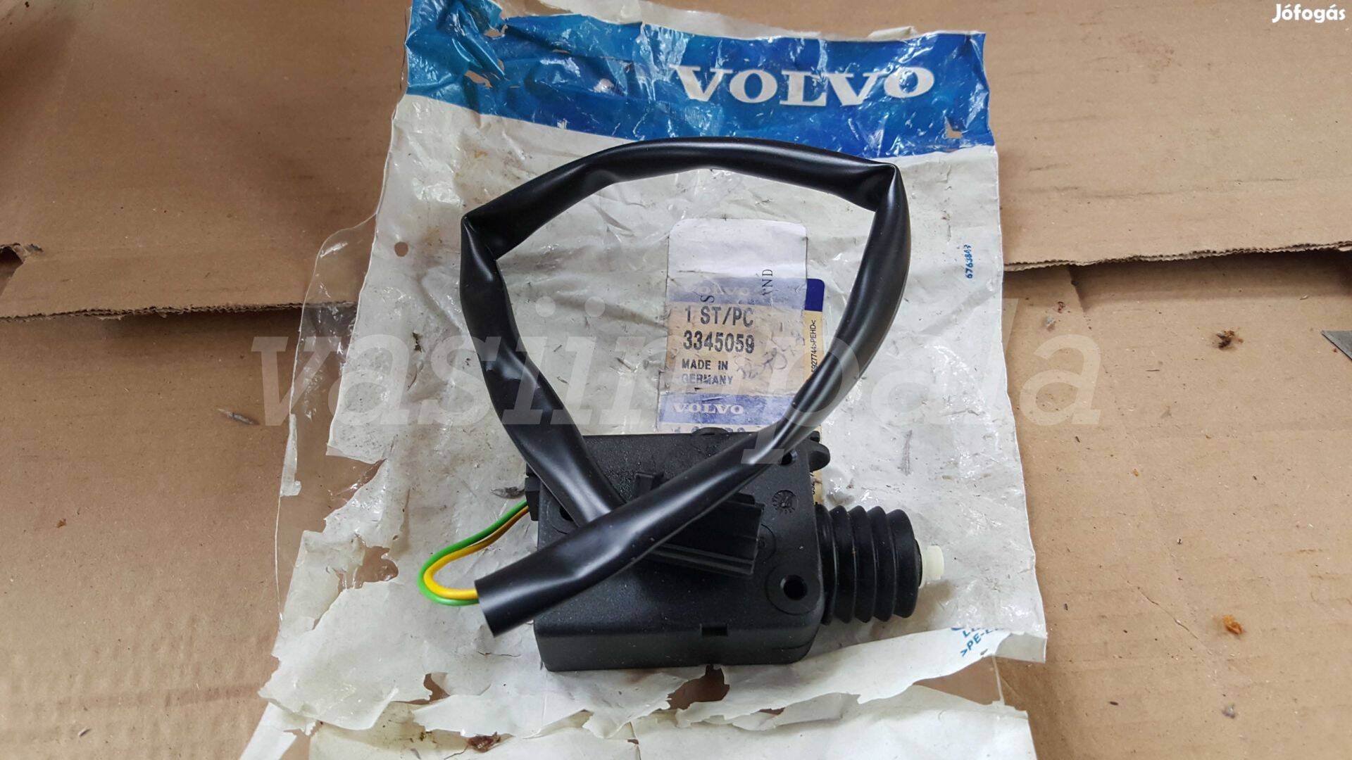 Volvo 3345059 400 központizár motor