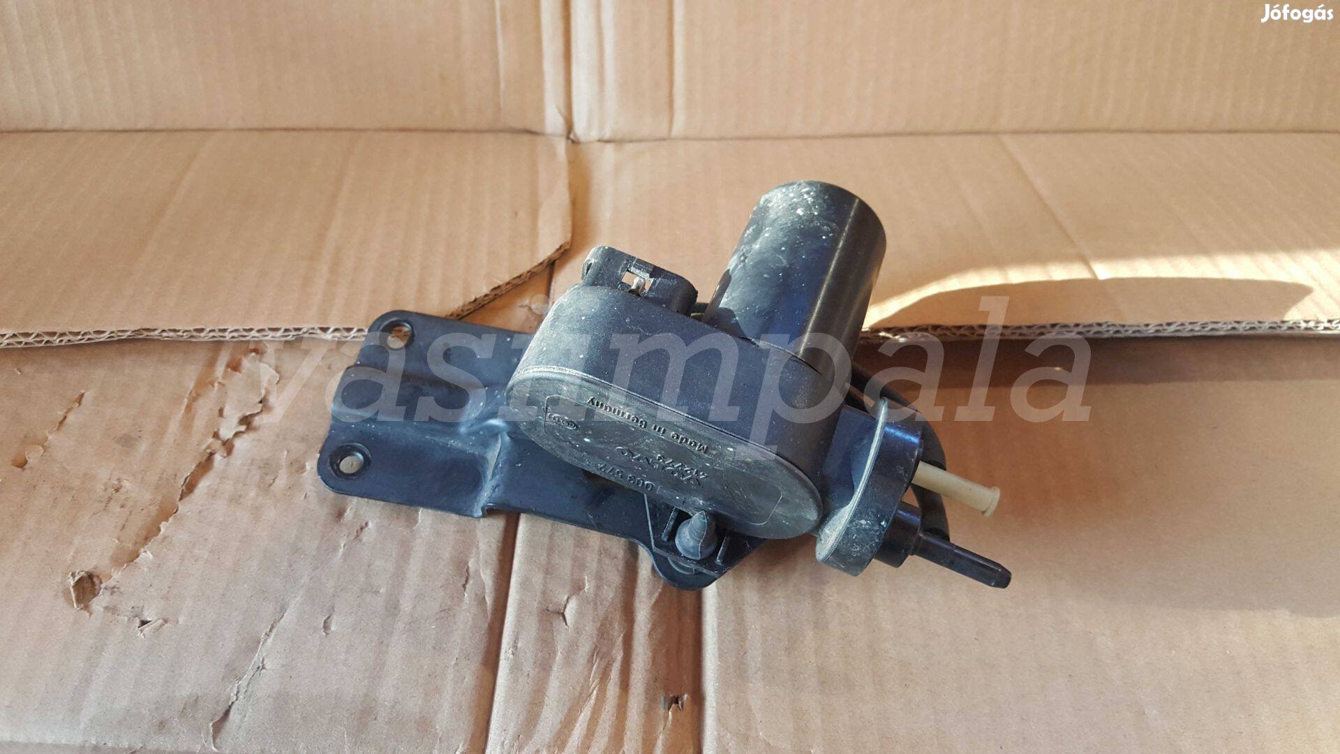 Volvo 3412773 S40 V40 tempomat vákuummotor