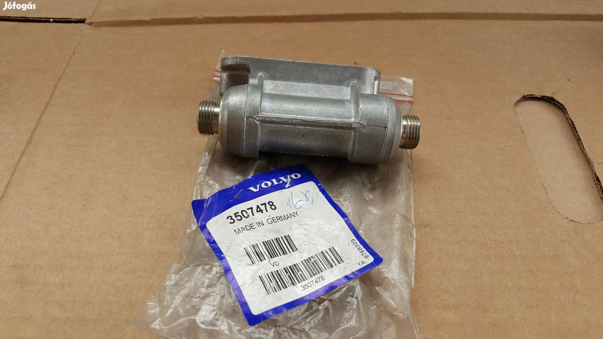 Volvo 3507478 960 motorolajhűtő adapter