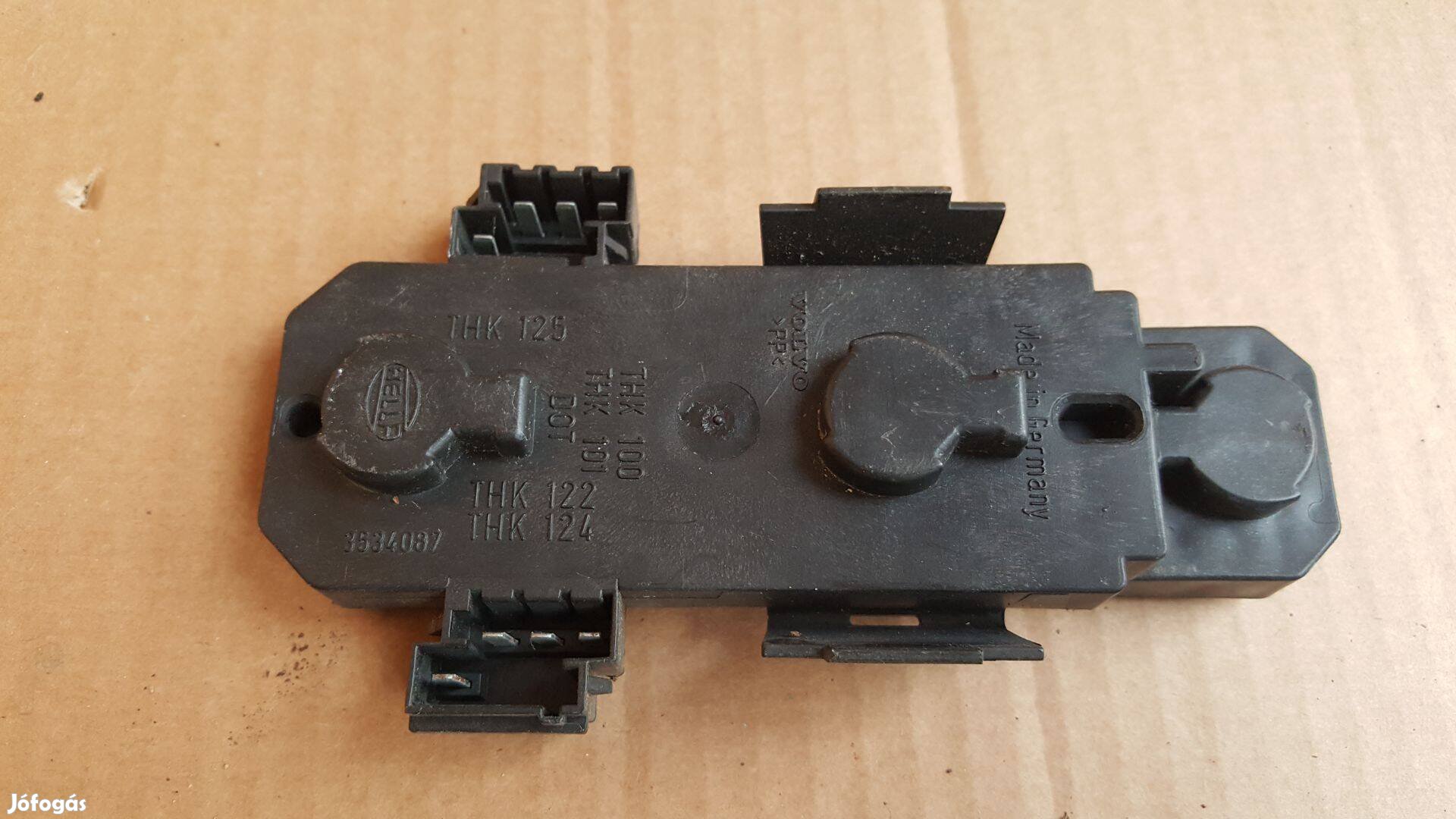 Volvo 3534087 940 960 jobb hátsó lámpa égőfoglalat