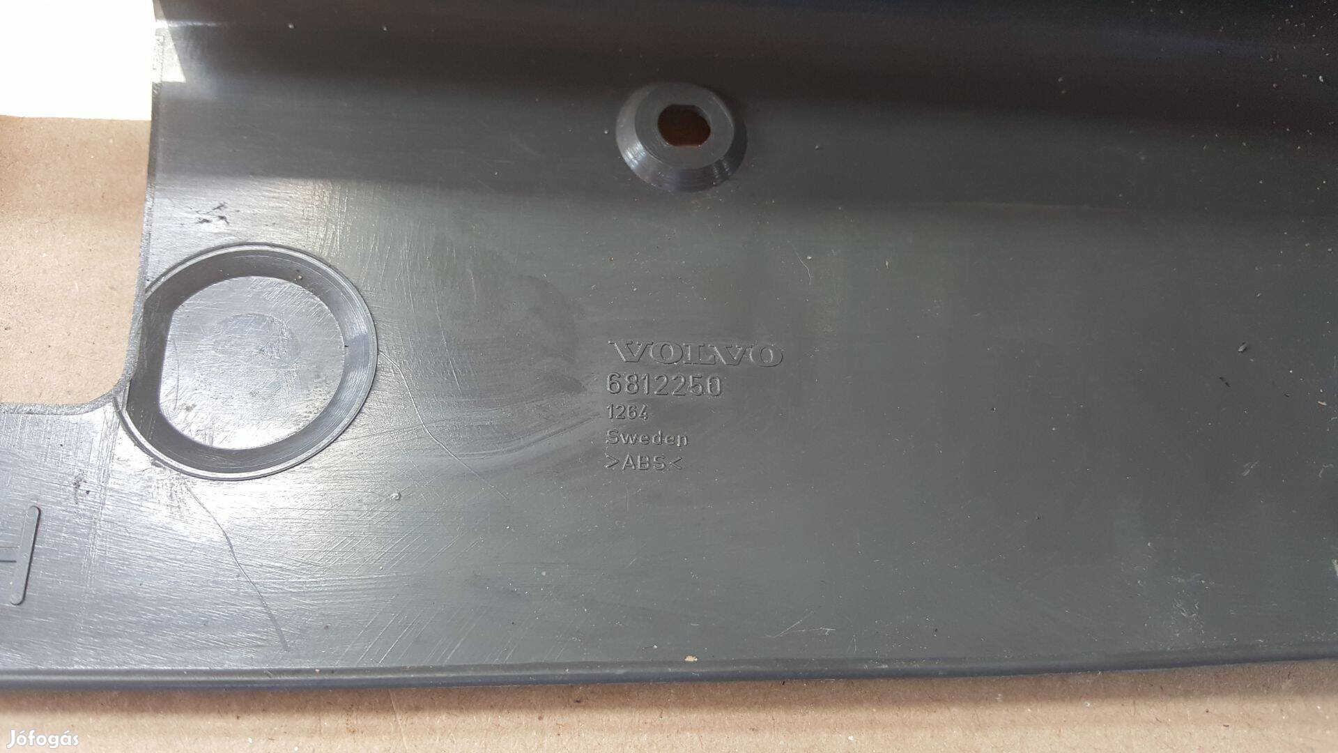 Volvo 6812250 3543588 940 szürke bal hátsó ülésburkolat