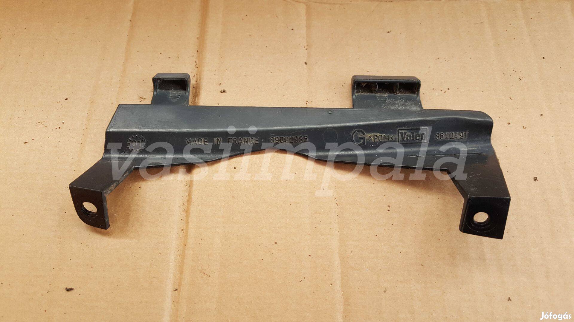 Volvo 8620491 S60 V70 XC70 bal oldali fényszórótörlő ütköző