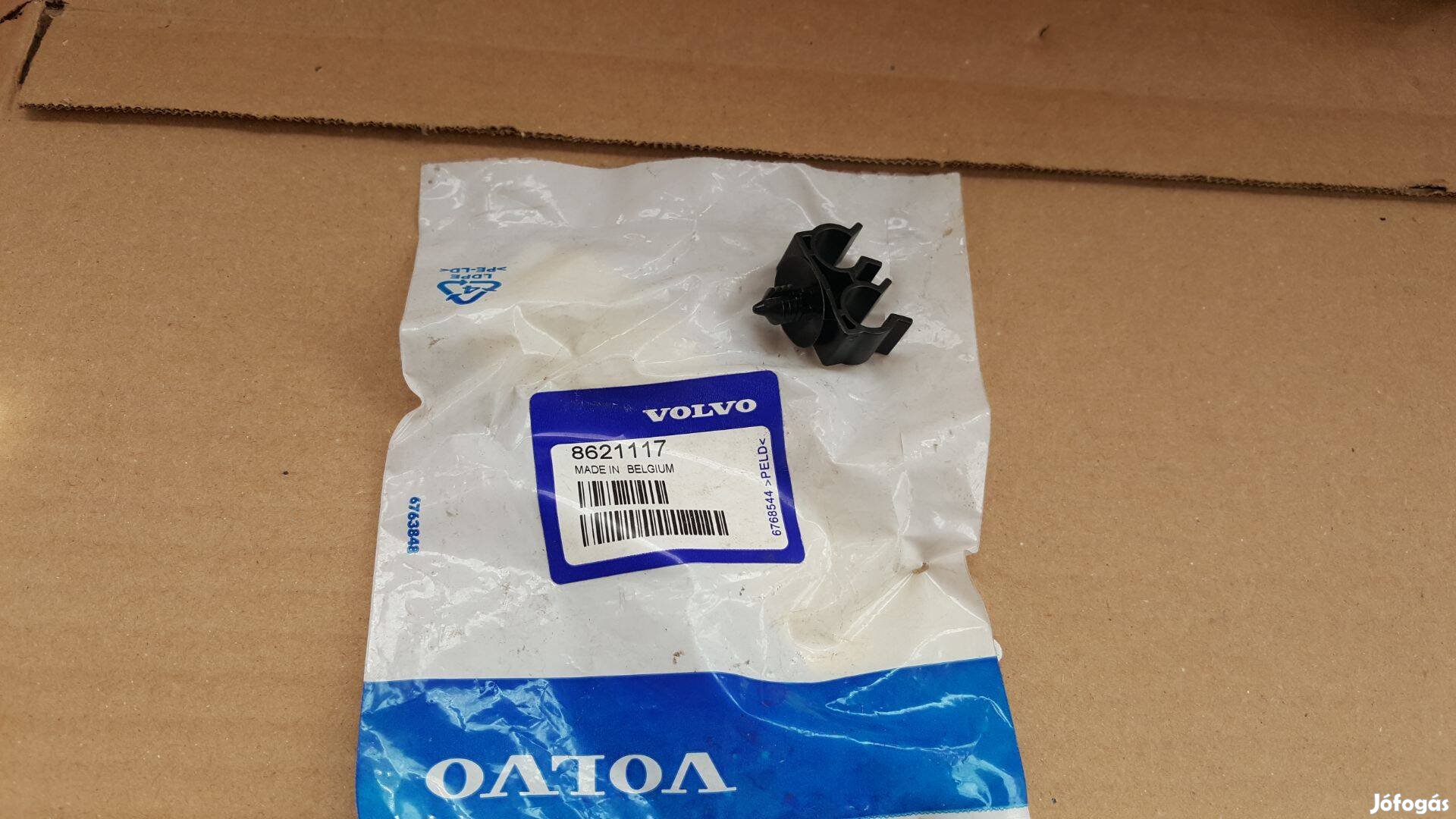 Volvo 8621117 S40 V50 C30 C70 üzemanyagcső rögzítő