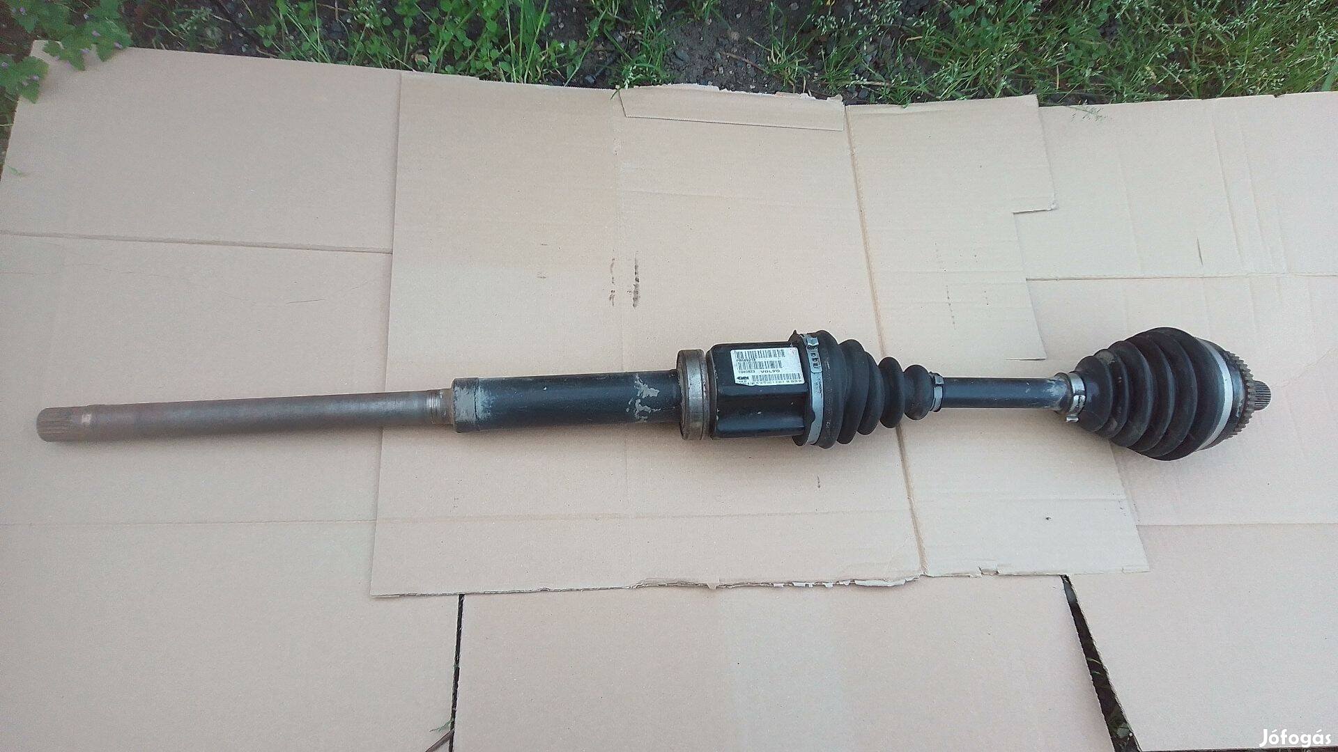 Volvo 8689218 XC70 automataváltós féltengely