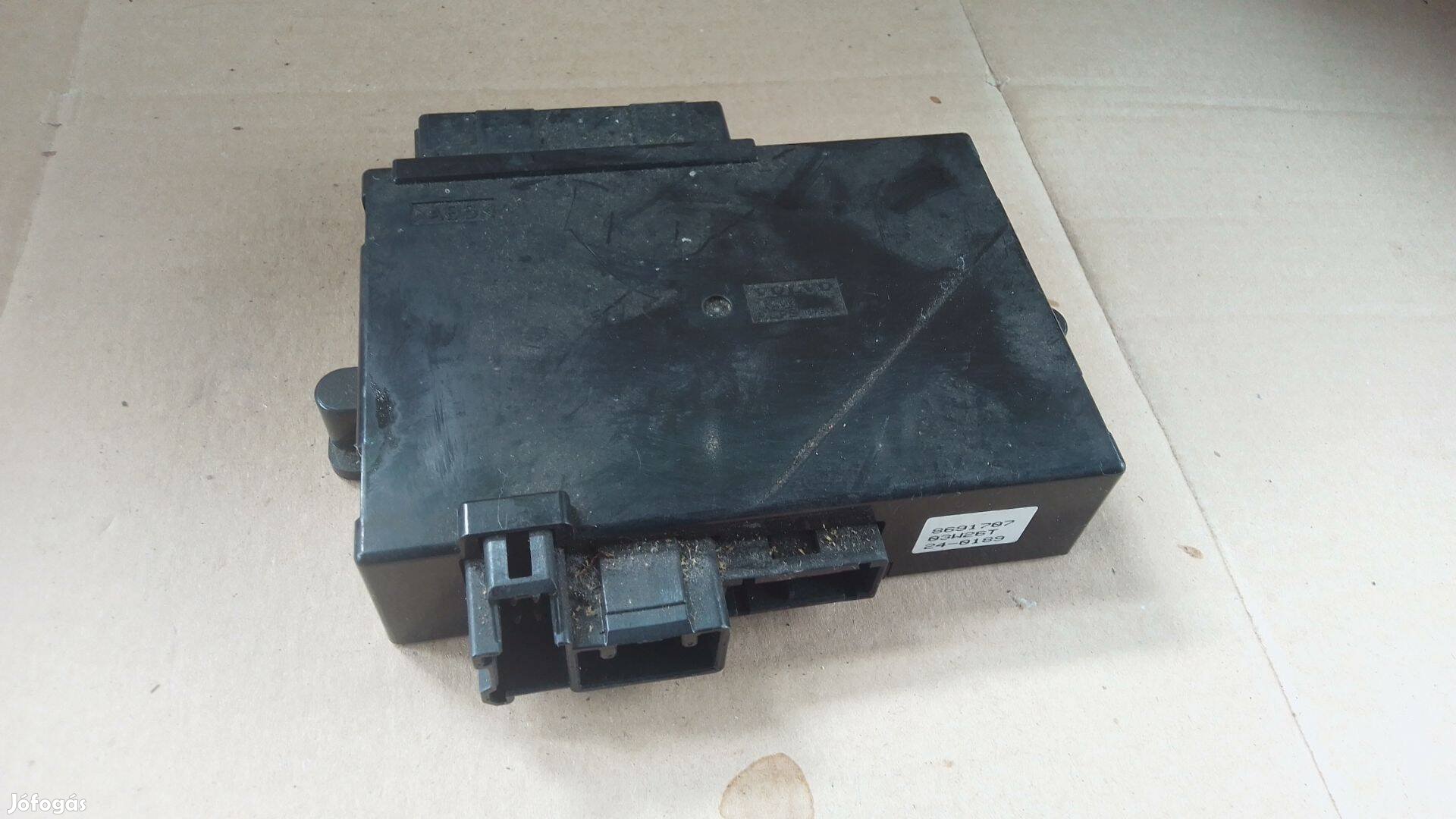 Volvo 8691707 S60 S80 V70 XC70 elektromosülés elektronika