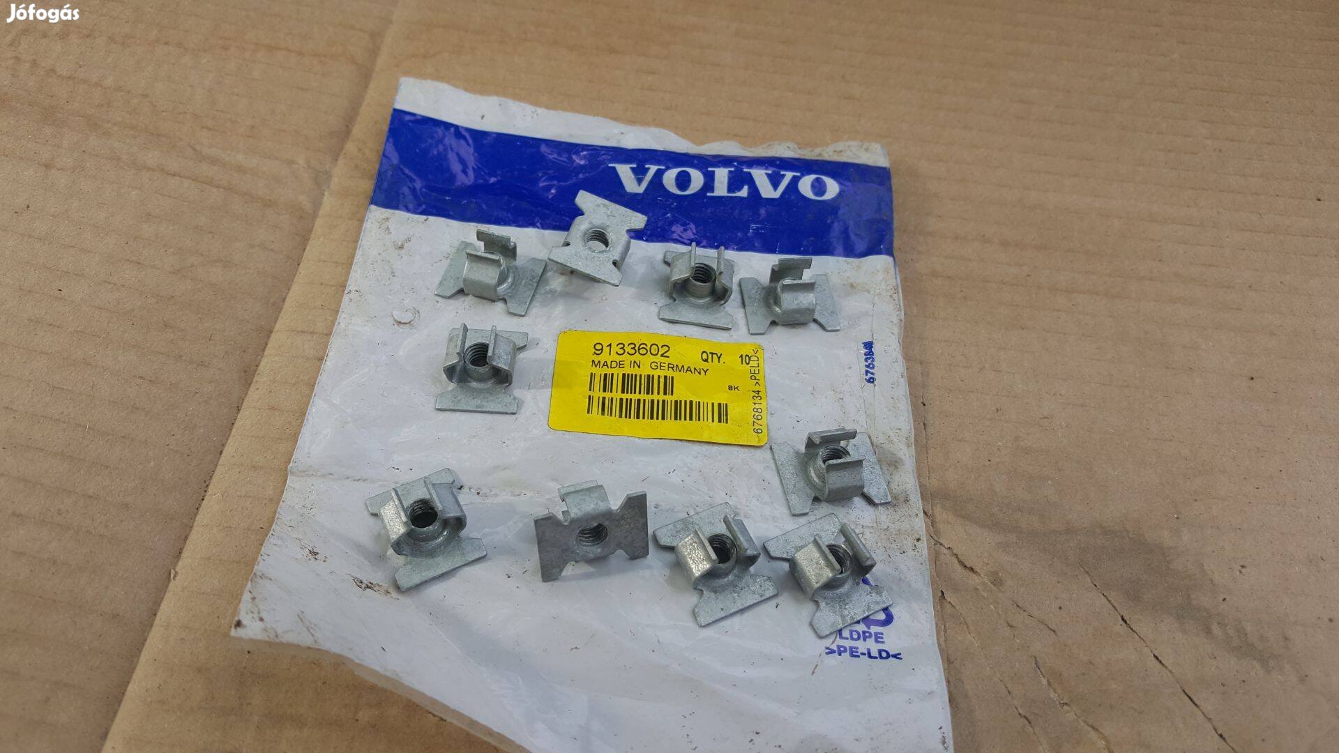 Volvo 9133602 csavarrögzítő
