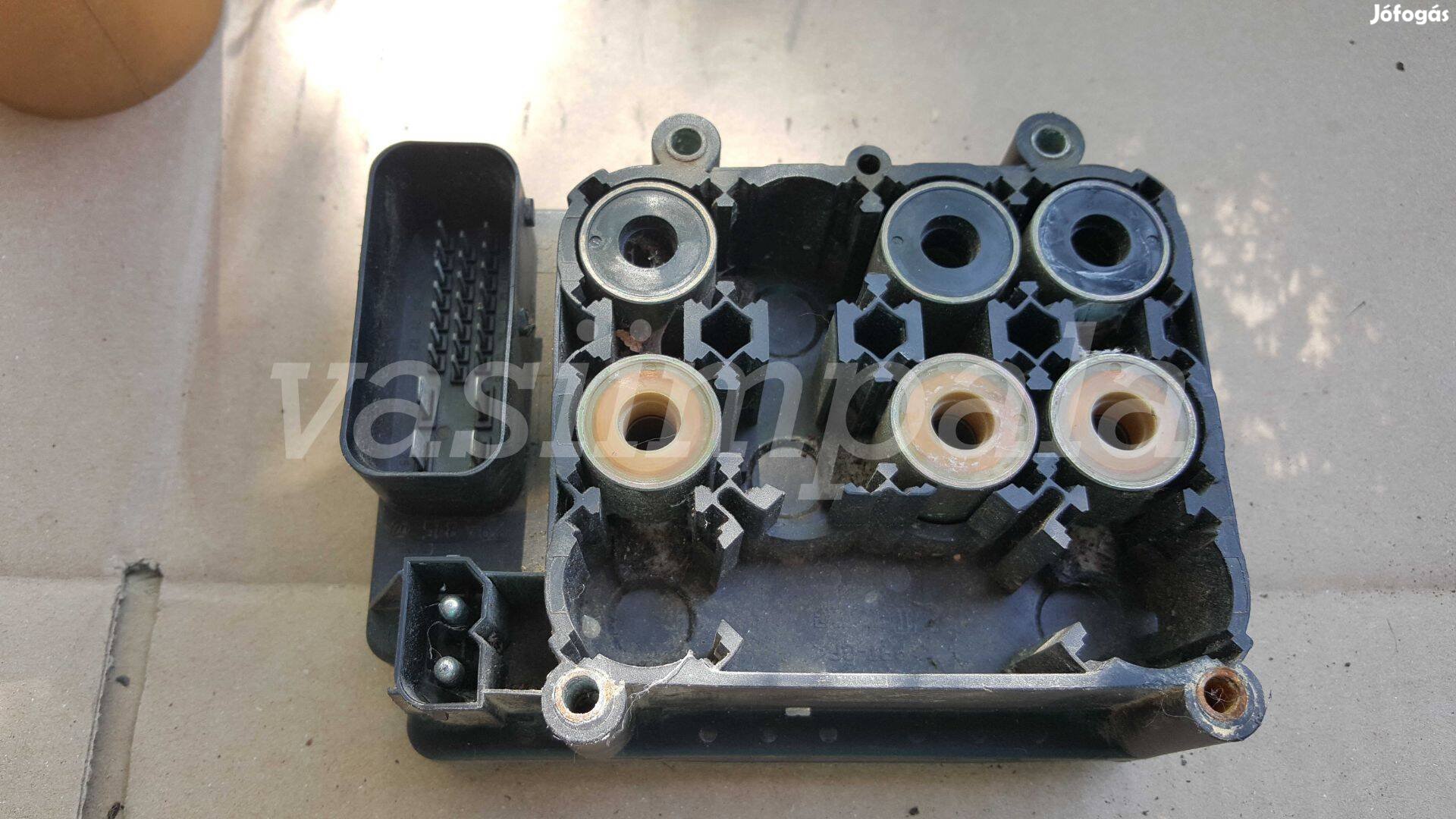 Volvo 9140773 850 S70 V70 C70 ABS-vezérlő tracs nélküli