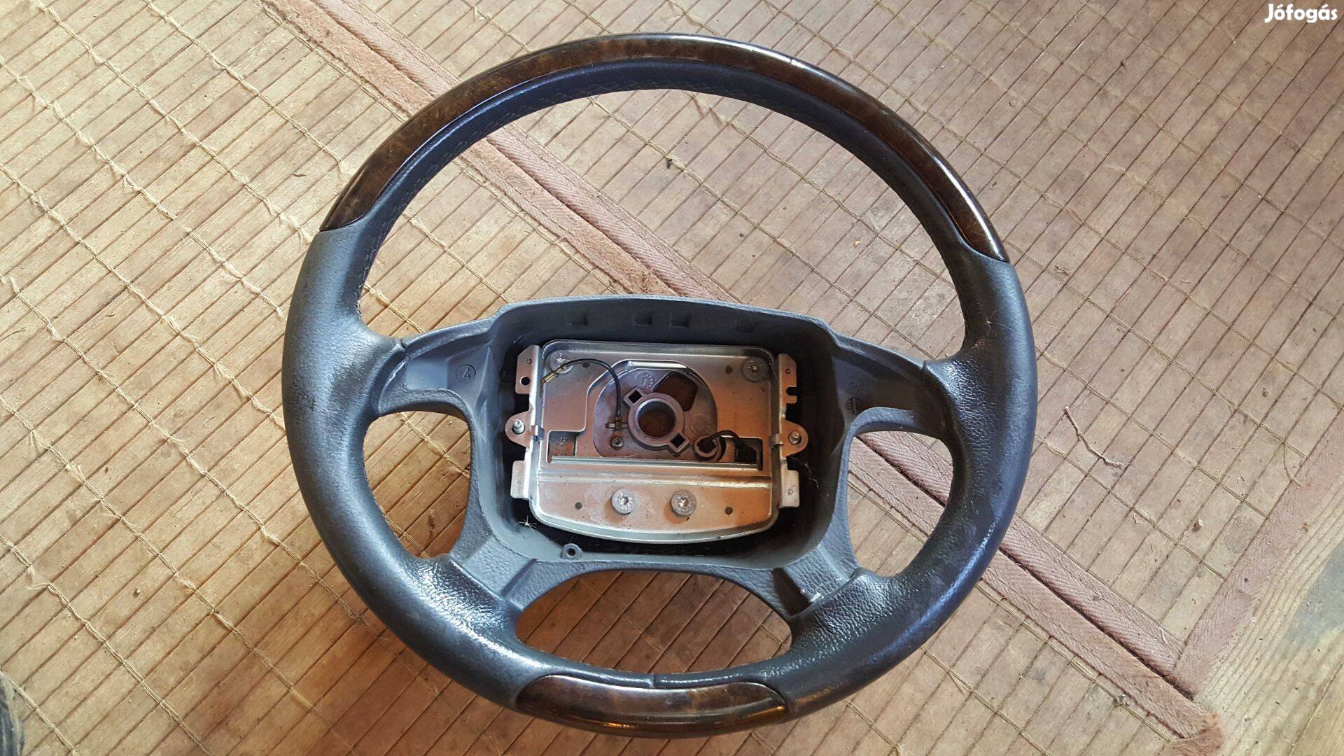 Volvo 9173437 9475292 9192625 S70 V70 C70 C70 fabetétes bőrkormány