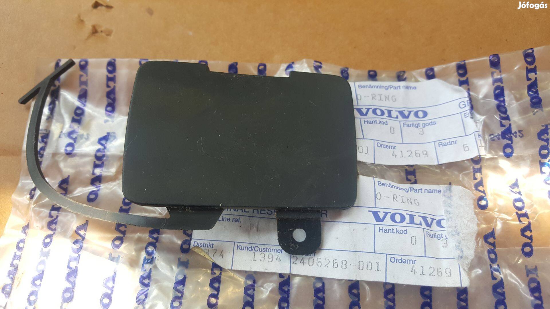 Volvo 9190320 9476043 V70 első vonószem takaró