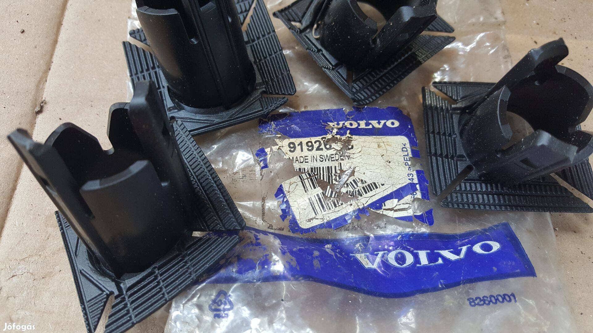 Volvo 9192675 minden modell tolatóradar beépítőkeret