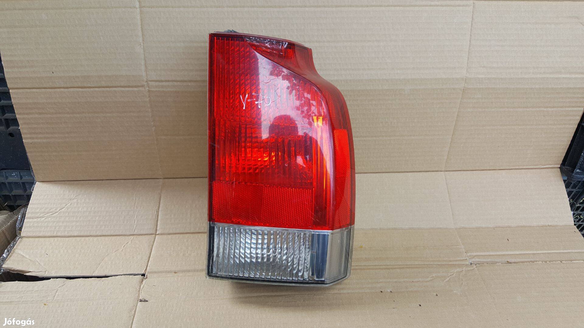 Volvo 9474851 V70 XC70 jobb hátsó alsó lámpa