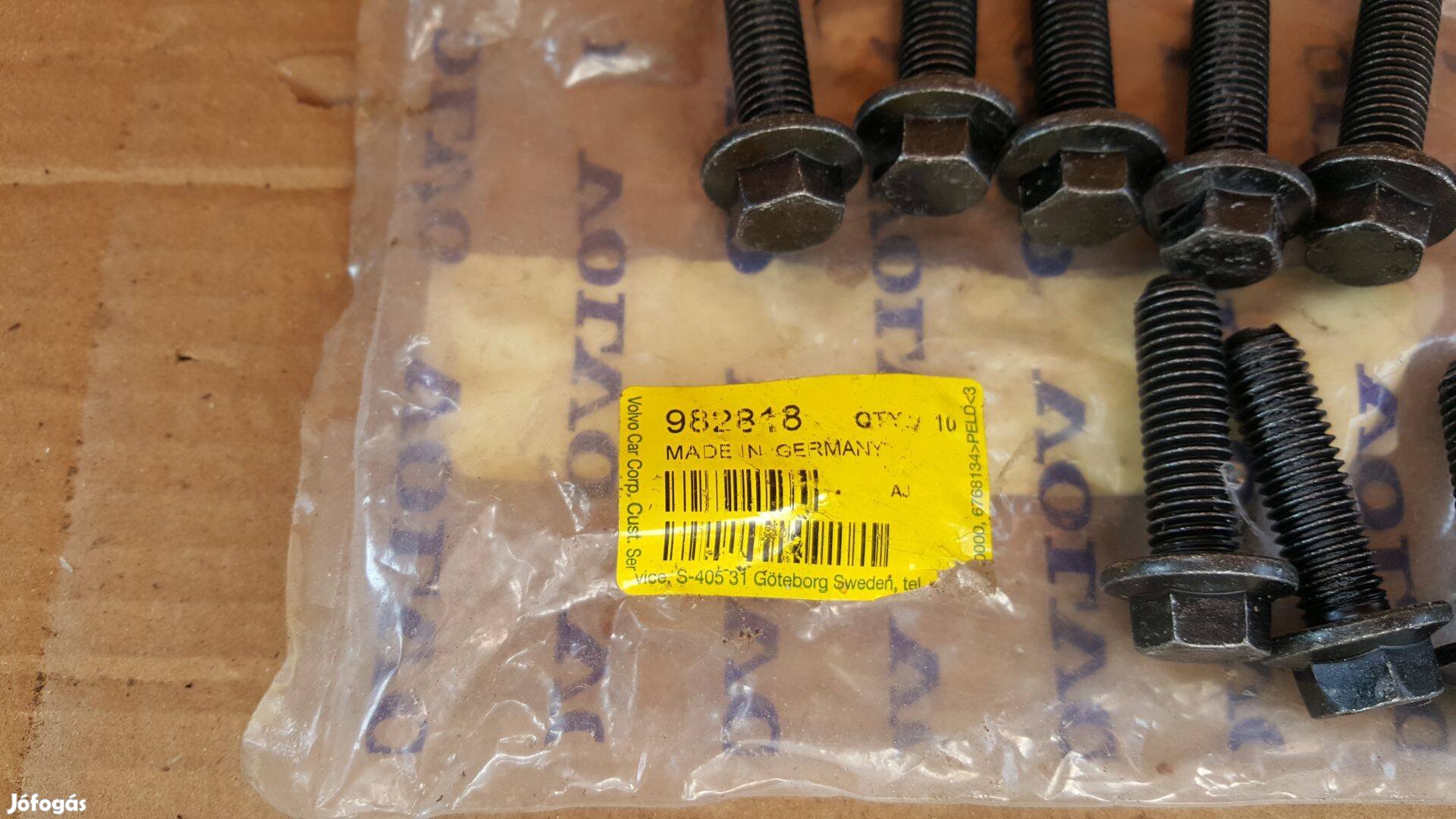 Volvo 982818 850-XC90 M10 csavar minden modell