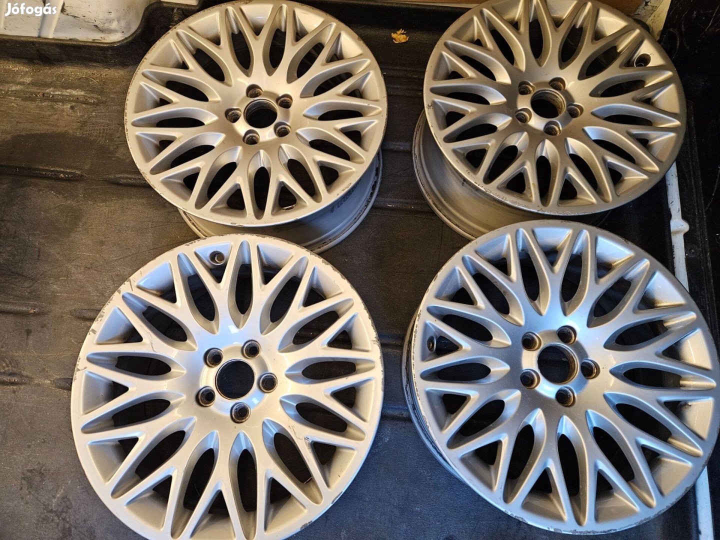 Volvo Alufelni 18" 8J "Eudora"