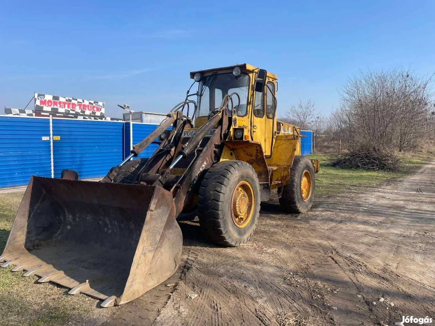 Volvo Bm 4300 Homlokrakodó