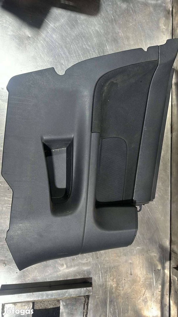 Volvo C30 hátsó ajtó kárpit