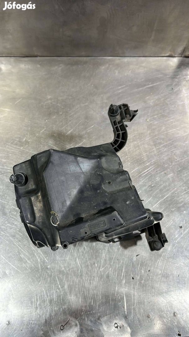 Volvo C30 légszuröház